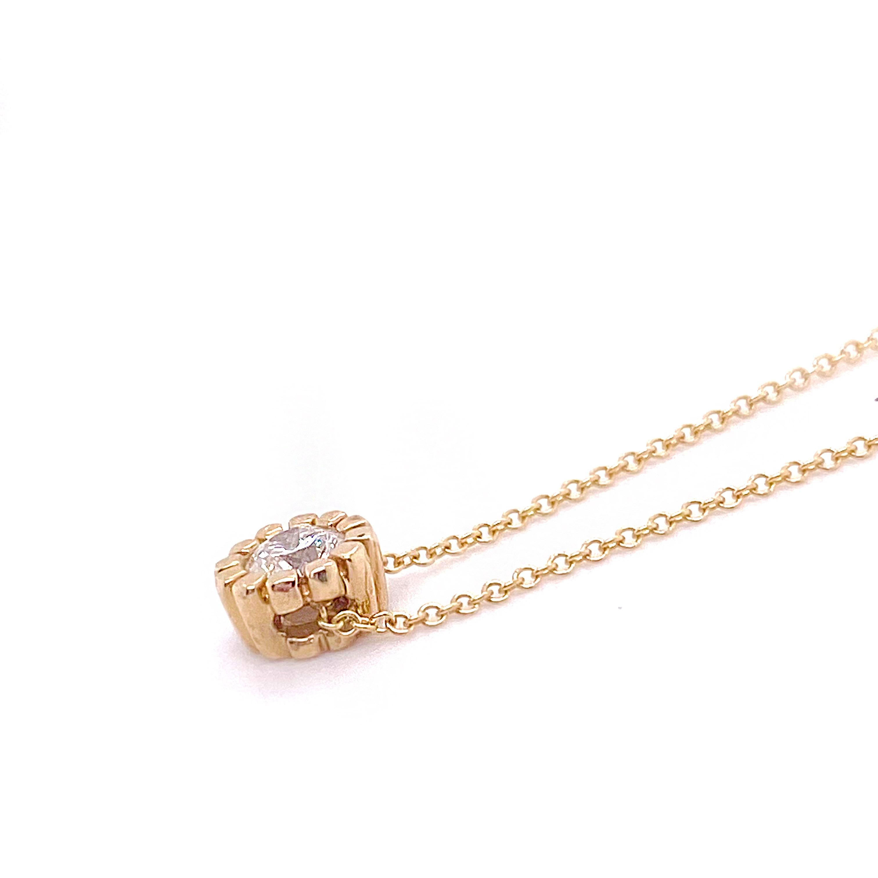 Contemporary Diamond Solitaire Necklace, Yellow Gold, Round Brilliant Diamond Pendant Star For Sale