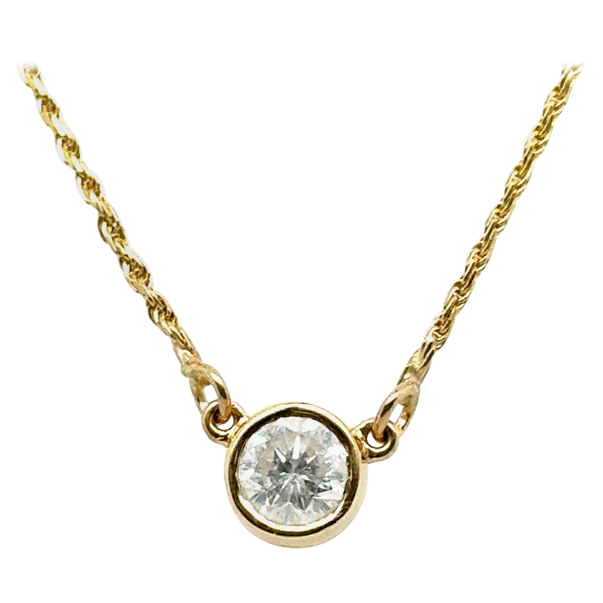 Pendentif solitaire en or jaune 14 carats serti d'un chaton de 1 carat et d'une chaîne RBC en or jaune 1 carat