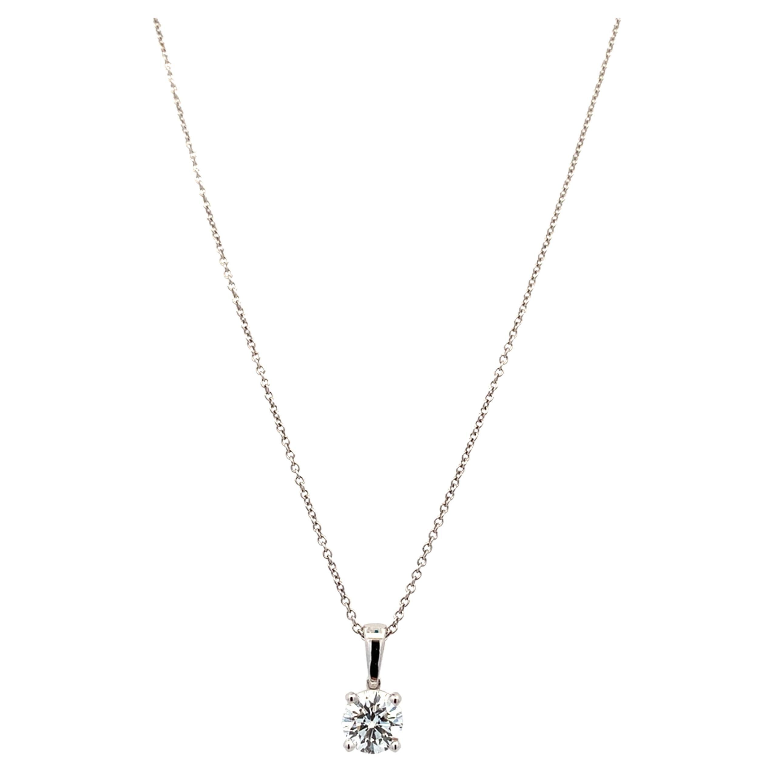 Diamond Solitaire pendant necklace 18k white gold