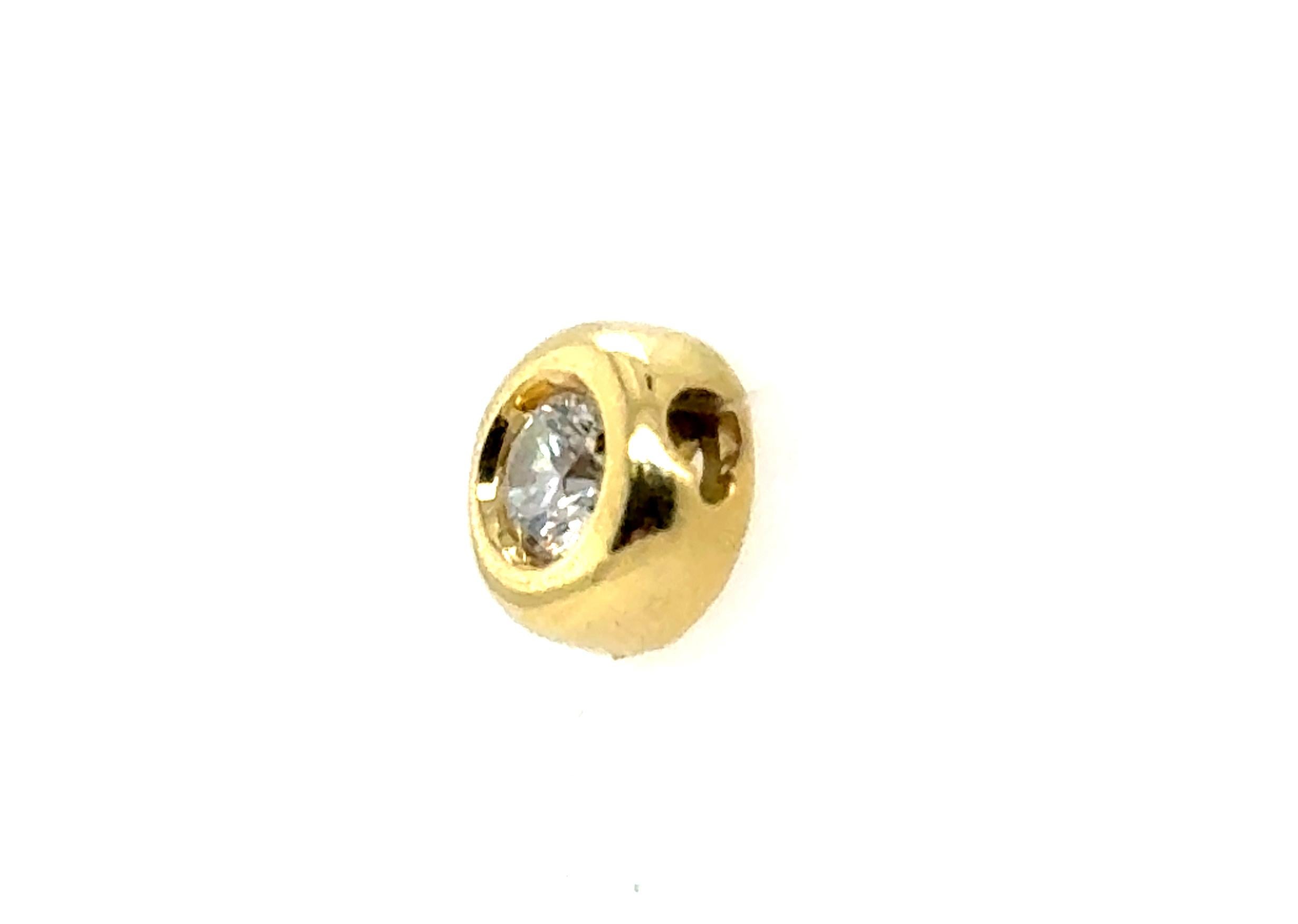 Taglio rotondo Collana con ciondolo solitario Diamonds Mine 1/4ct 18K con catena fluttuante e scomparsa in vendita