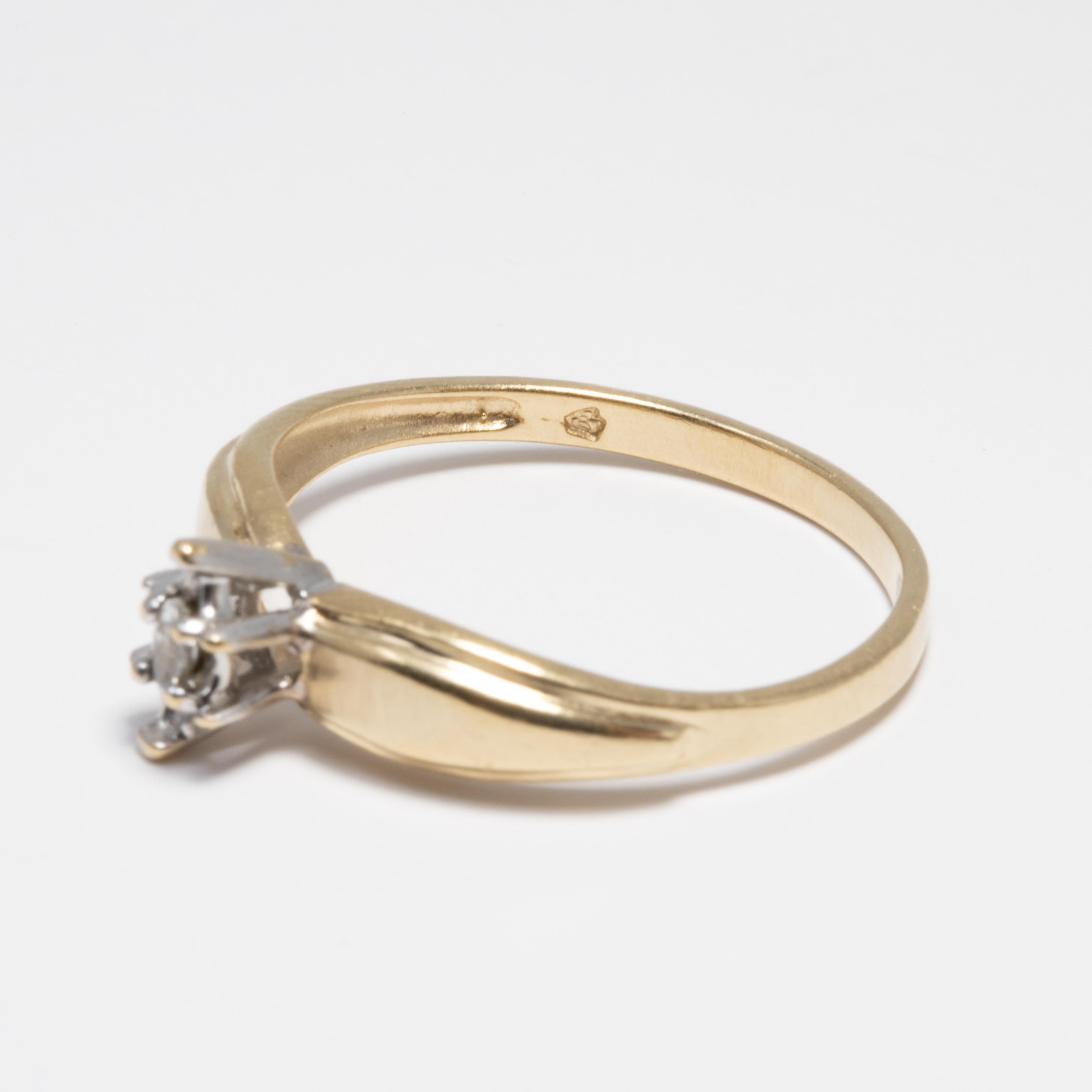 Diamant- Solitär-Ring, 14 Gelb- und Weißgold, erhabene Fassung, 0,05 Karat Marquise im Angebot 2