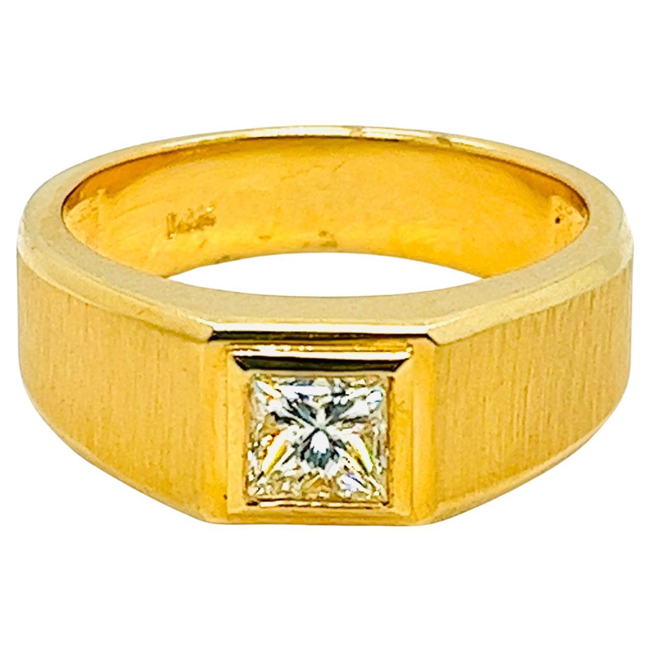 Diamond Solitaire Ring, 14K Yellow Gold  For Sale