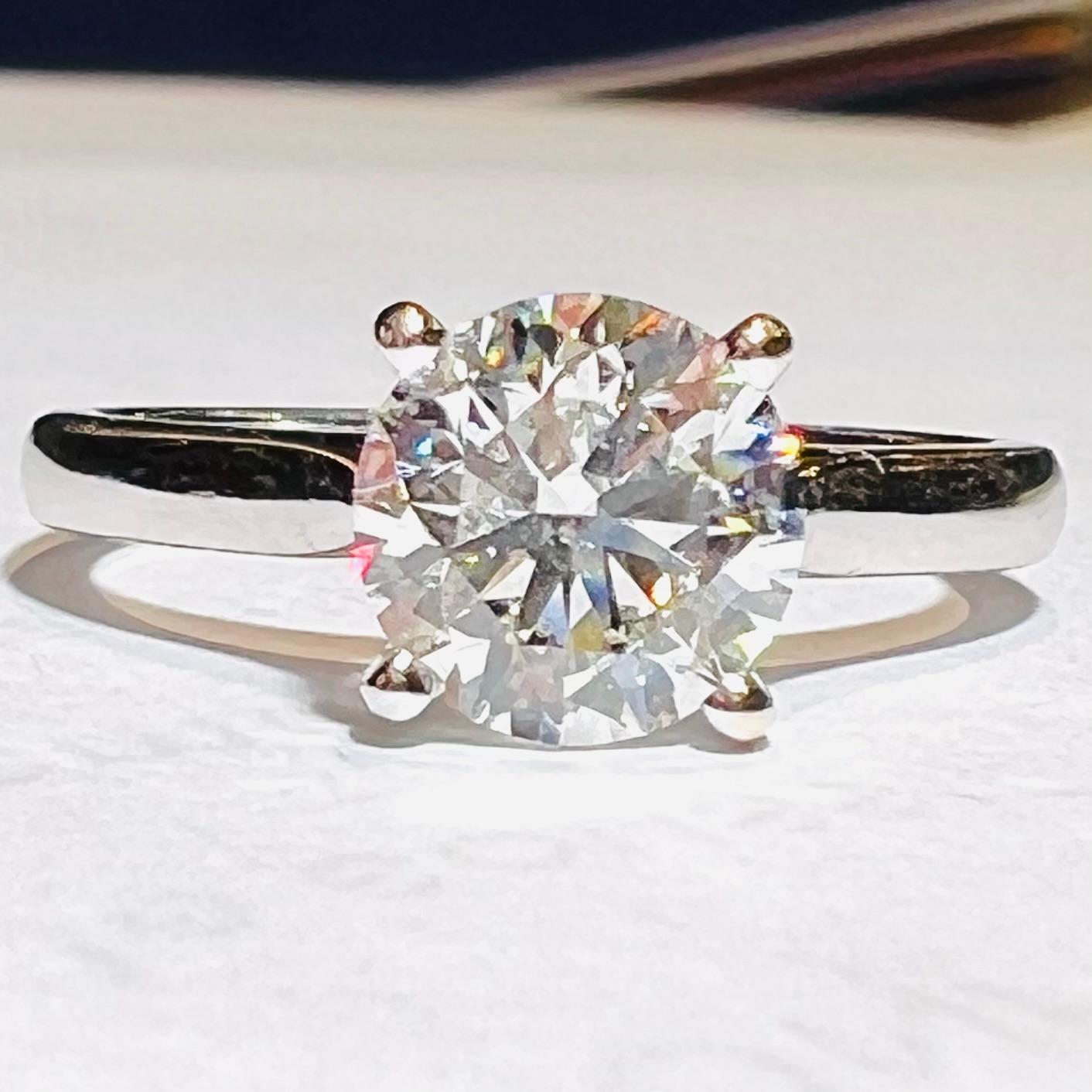 Diamond Solitaire Ring 1.51 Ct Certificate Hrd:g / Vvs2, 18 Carat White Gold For Sale 5