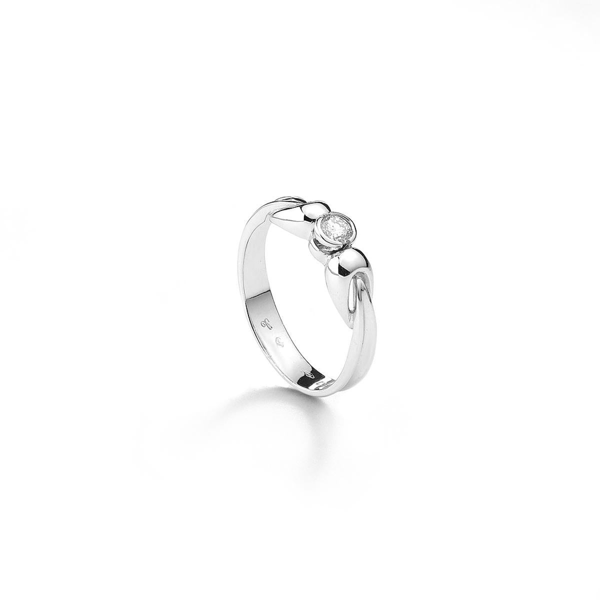 Ring in 18kt white gold set with one diamond  0.16 cts Size 55     