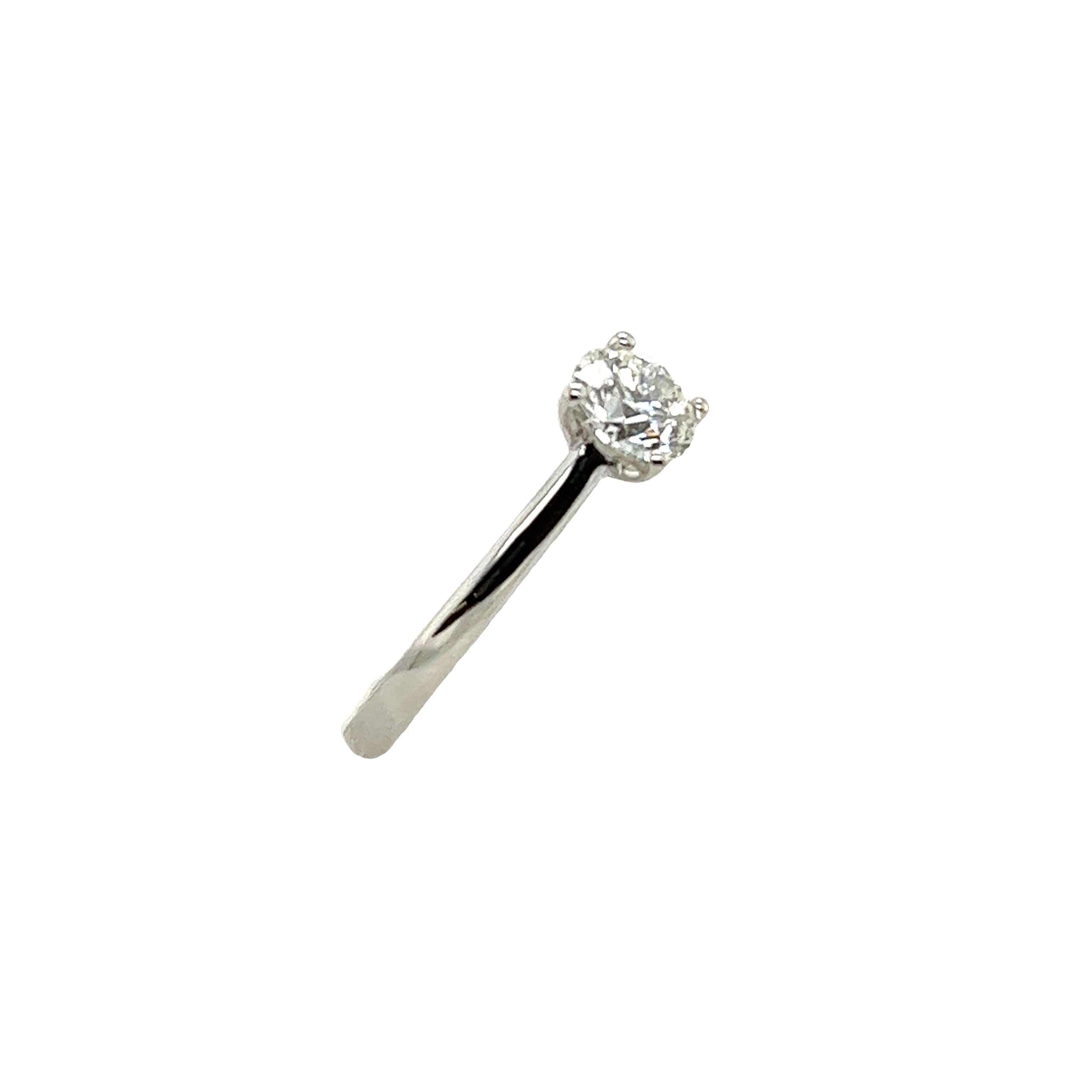 Bague solitaire en diamant sertie d'un diamant rond de 0,80ct à taille brillante en vente 5