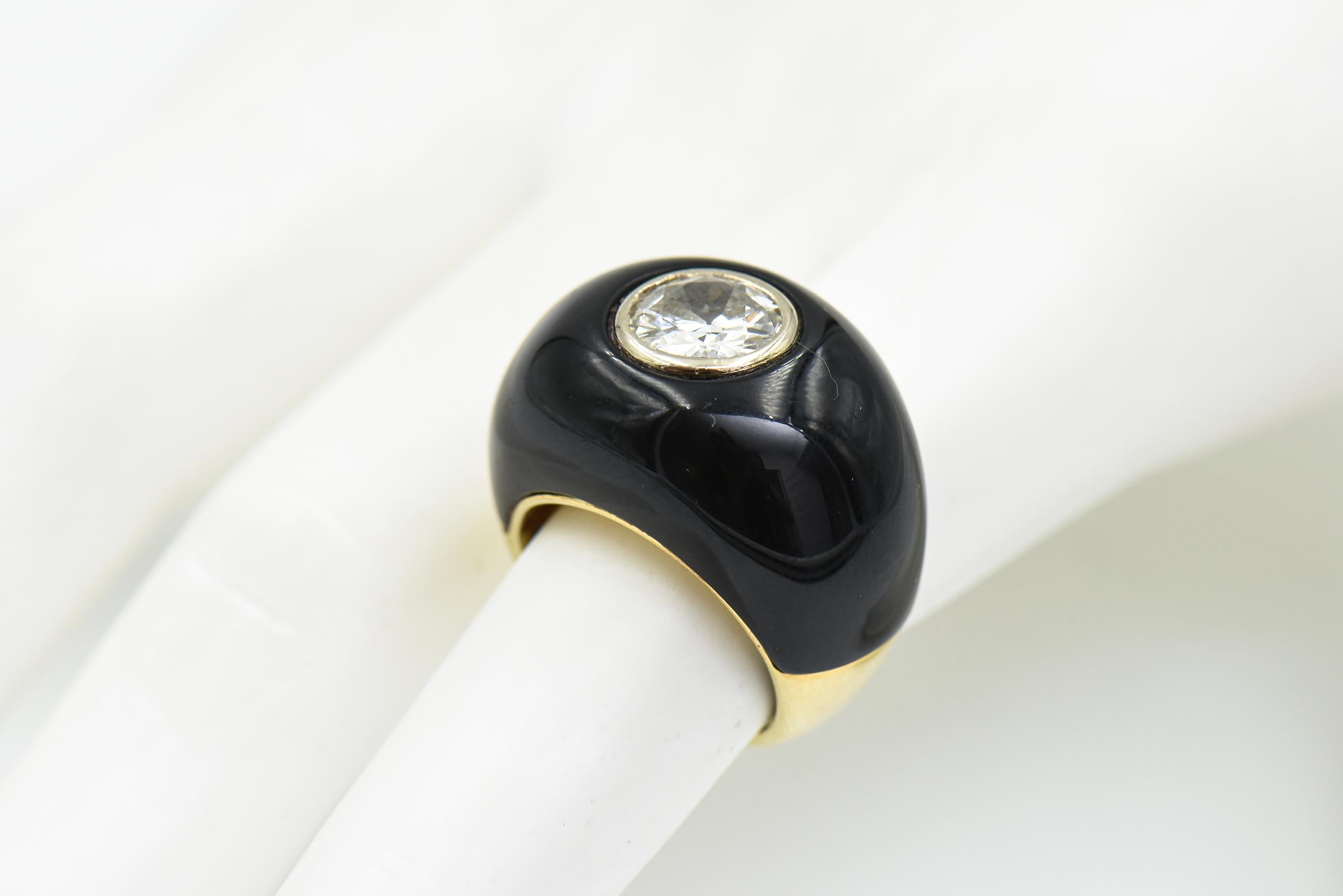 Diamant- Solitär-Ring aus Onyx und Gelbgold 5