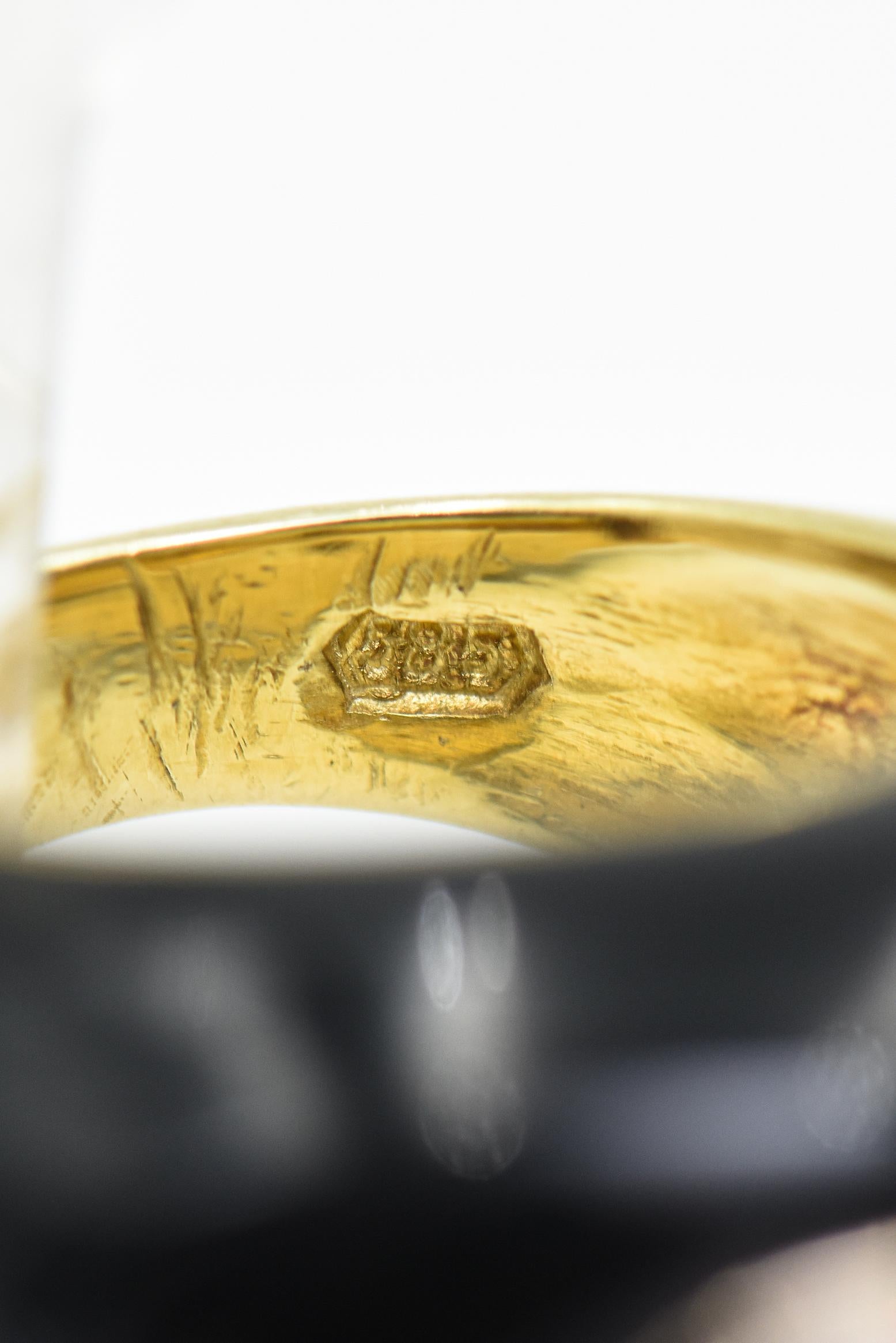 Diamant- Solitär-Ring aus Onyx und Gelbgold 4