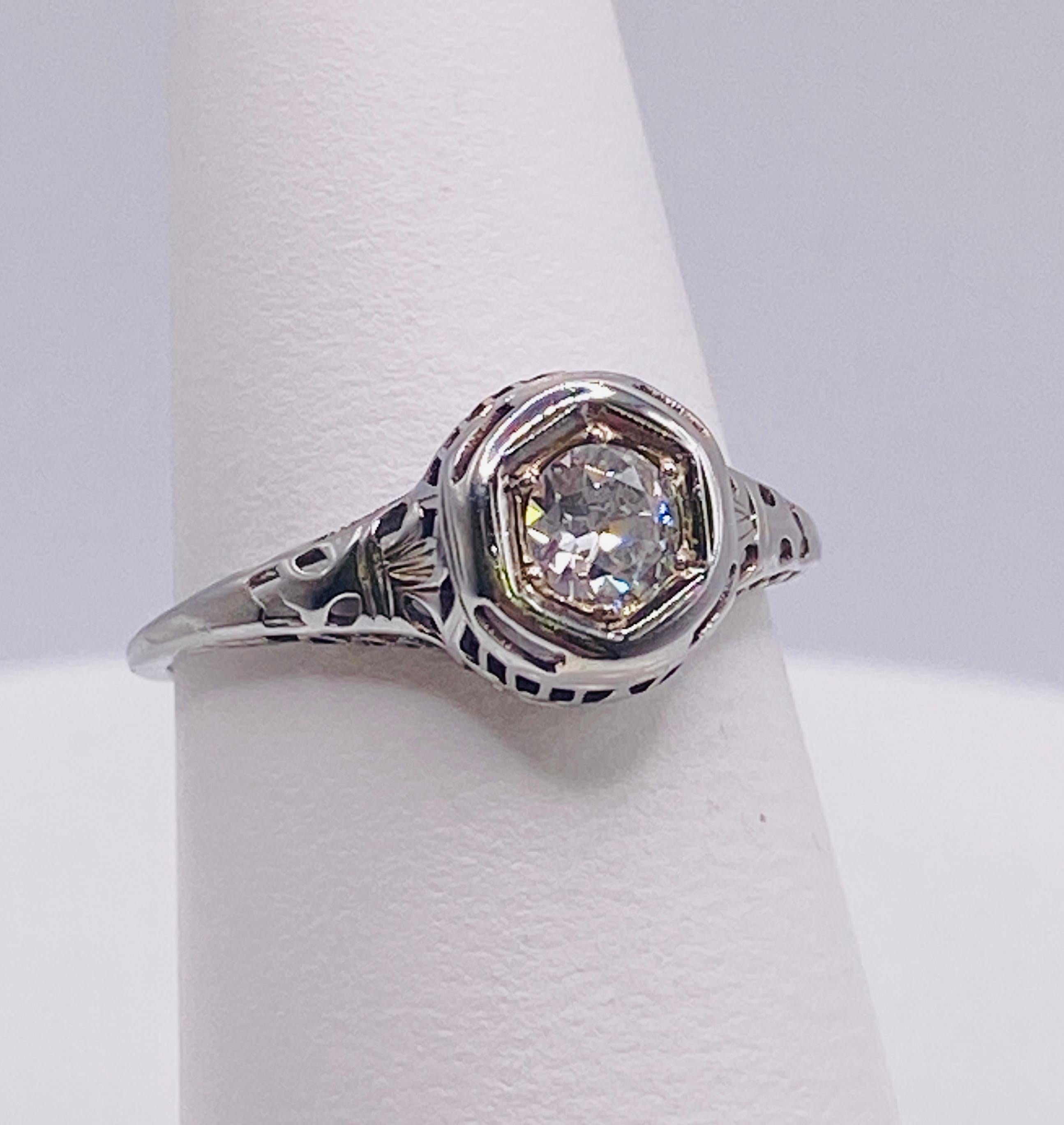 Art Deco Diamond Solitaire White Gold Ring