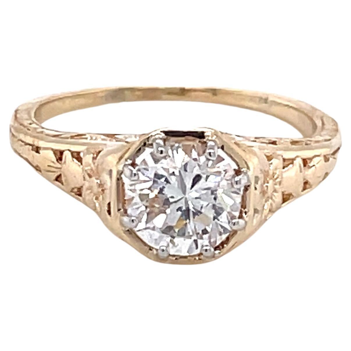 Diamond Solitare Antique 14K Yellow Gold Ring For Sale