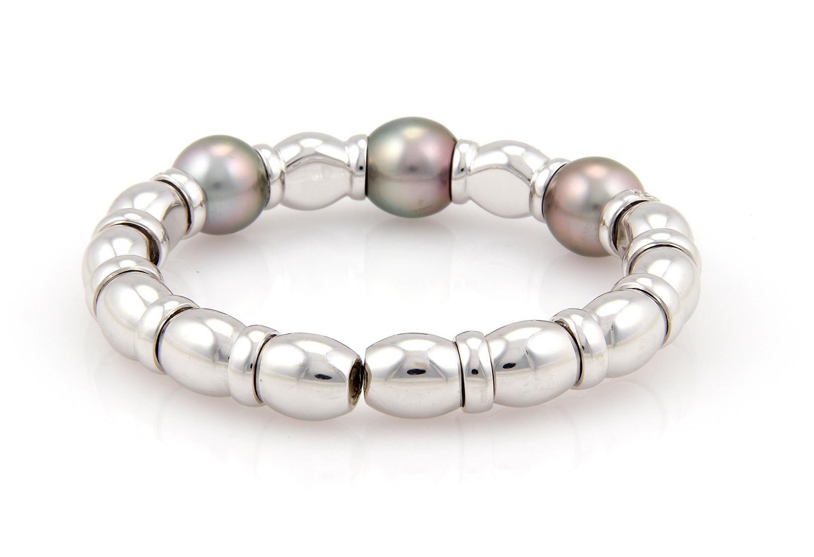 Diamond South Sea Grey Pearls 18k White Gold Fancy Cuff Bracelet In Excellent Condition For Sale In Boca Raton, FL
