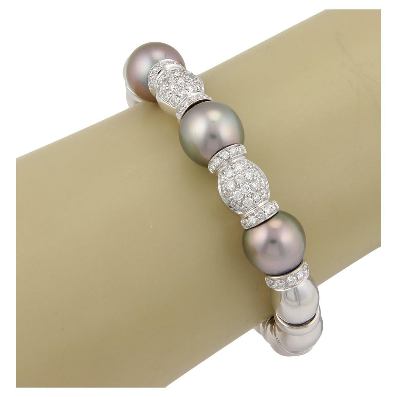 Bracelet manchette fantaisie en or blanc 18 carats, perles grises des mers du Sud et diamants