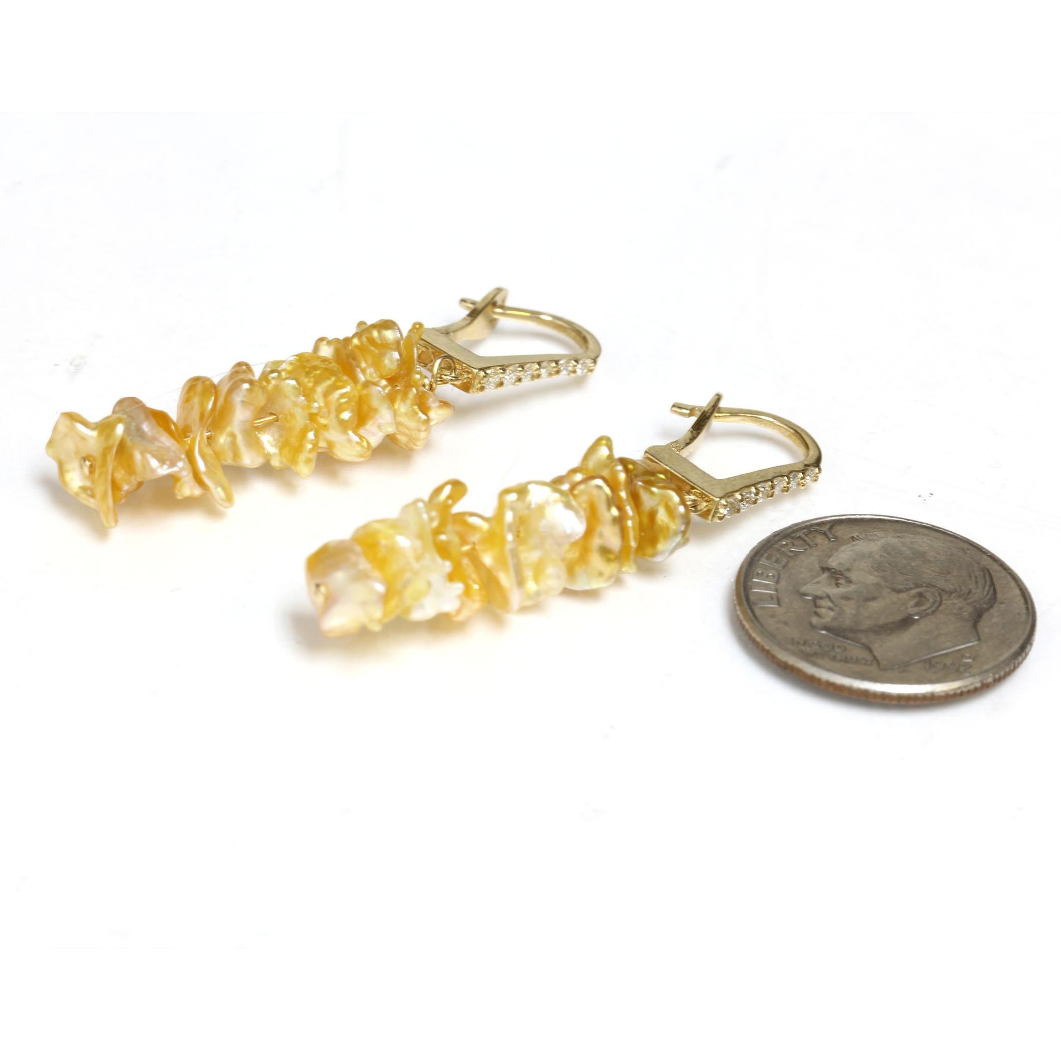 Taille ronde Boucles d'oreilles perles baroques Keshi des mers du sud en or jaune 14k, Nature Golden en vente