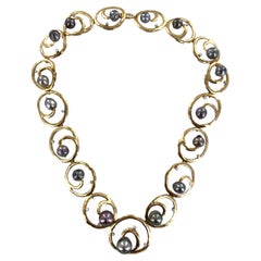 Retro Diamond South Sea Pearl 14 Karat Gold Open Circle Swirl Link Estate Necklace