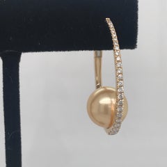 Golden South Sea Pearl Diamond Hoop Earrings 0.55 Carat 18 Karat Yellow Gold