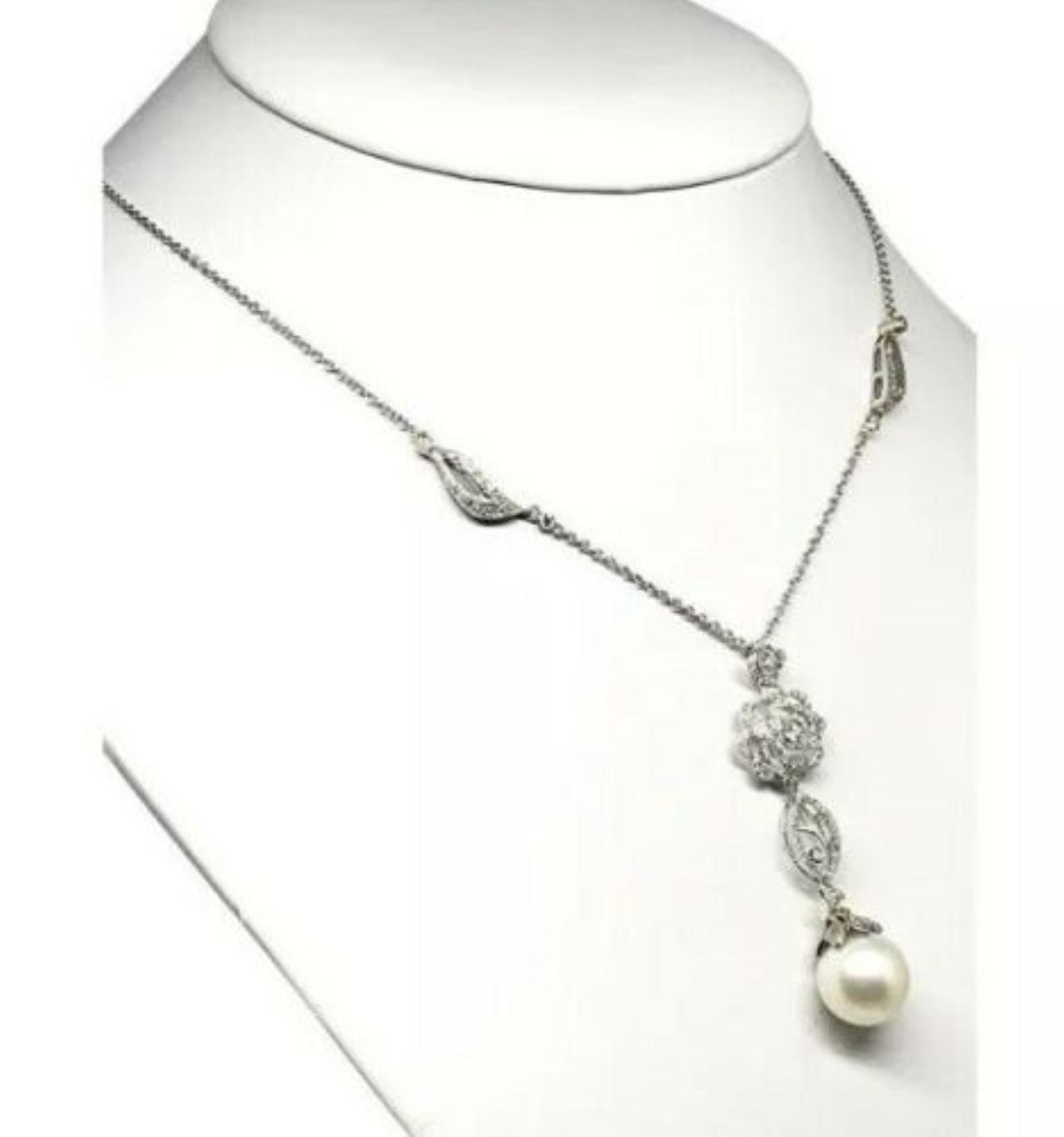 Donna Collana di diamanti con perle dei mari del sud in oro 14k certificato in vendita