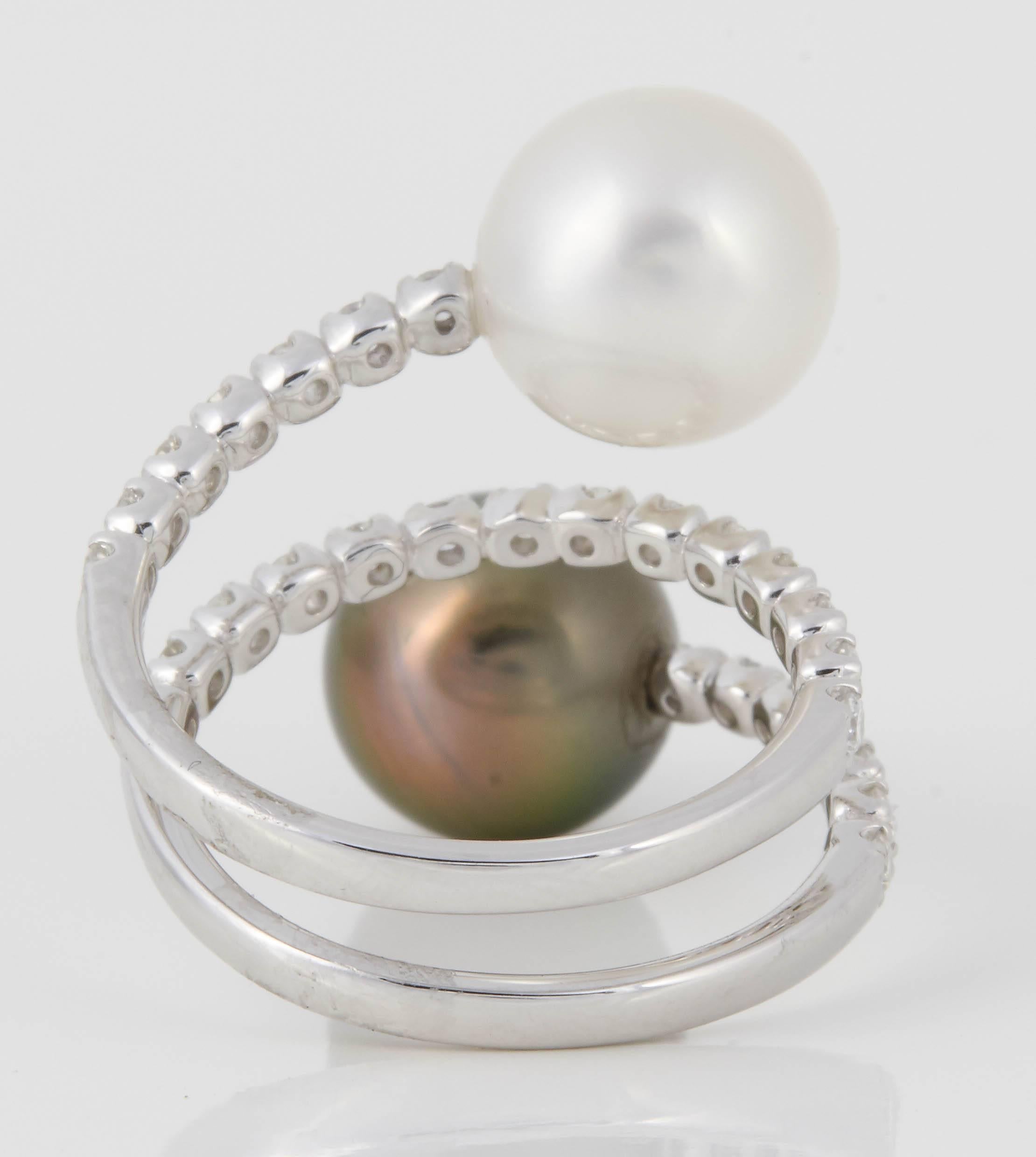 Contemporary Diamond South Sea Tahitian Pearl Gold Wrap Ring 9.5-10 MM 18 Karat White Gold For Sale