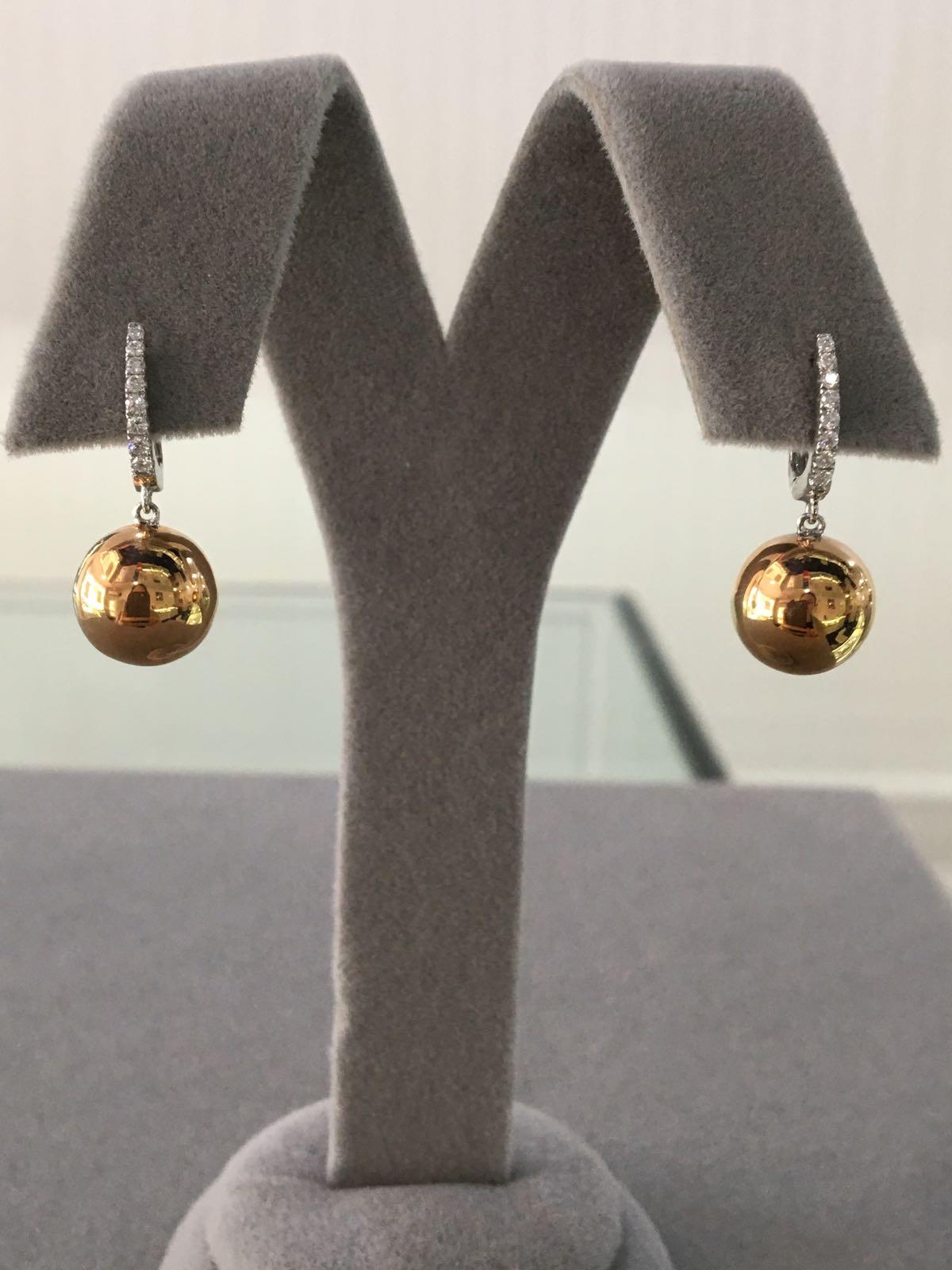 Ensemble de clous d'oreilles et de boucles d'oreilles en or jaune rose 18 carats avec sphères de diamants Neuf - En vente à Oakton, VA