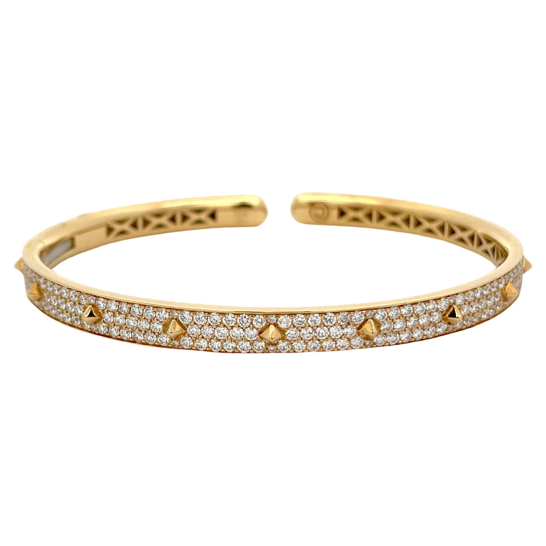 Diamond Spike Hinge Bangle Bracelet 1.75 Carats F VS Italian 18K Yellow Gold