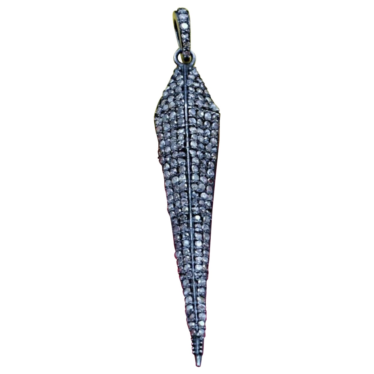 Ciondolo a forma di punta di diamante A. Silver 925 Gioielli con diamanti naturali Ciondolo regalo di compleanno. in vendita