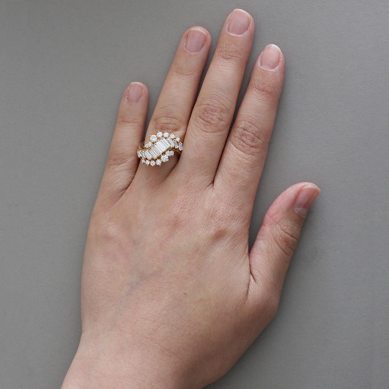Women's or Men's Diamond Spiral Gold Cascade Ring For Sale