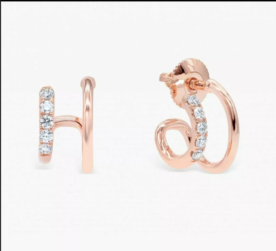 Diamond Spiral Huggies Earrings 14k Solid Gold Wedding Earrings Pave Diamond. In New Condition For Sale In Chicago, IL