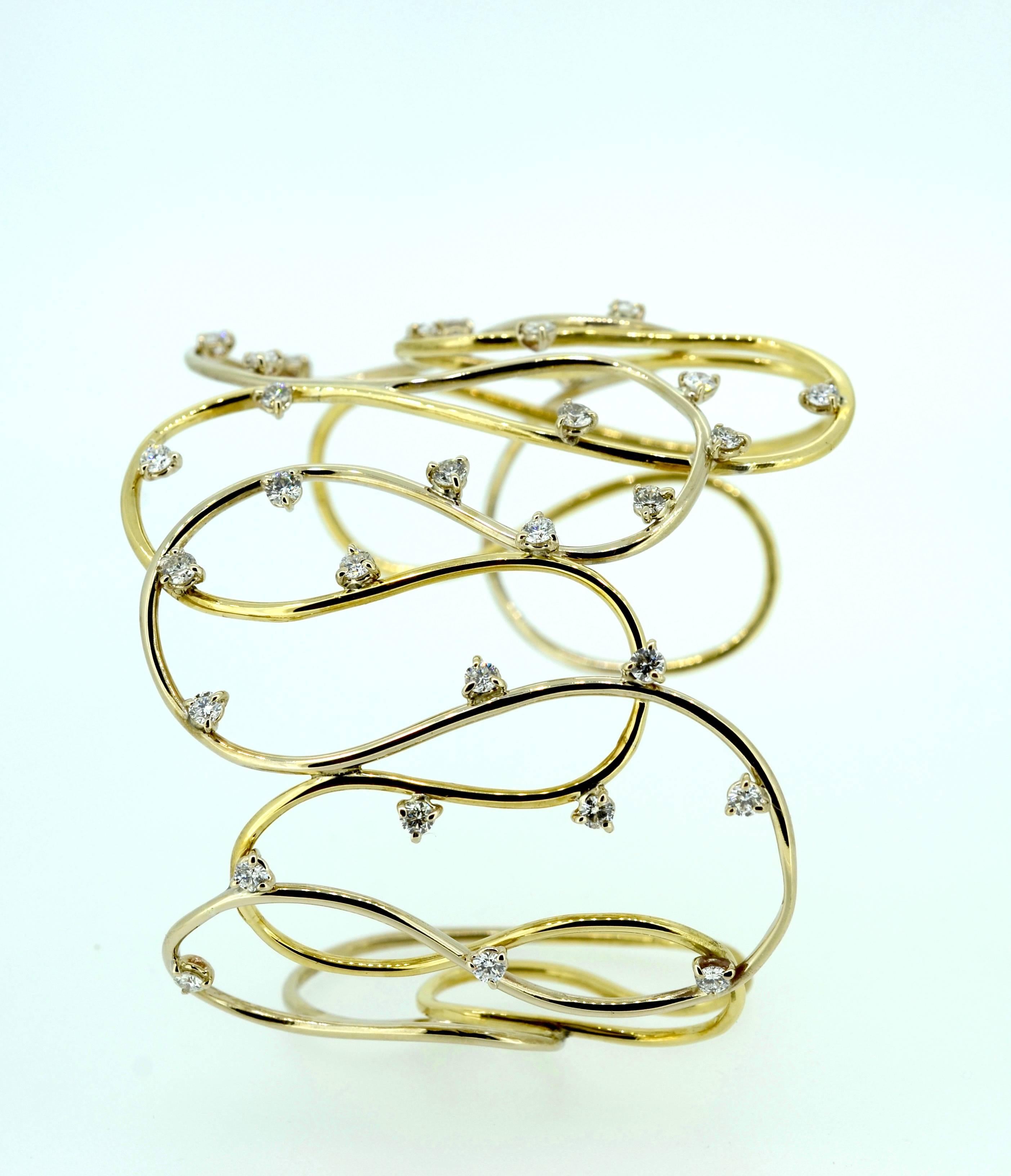 Diamond Spiral Link Cuff Bracelet For Sale 1