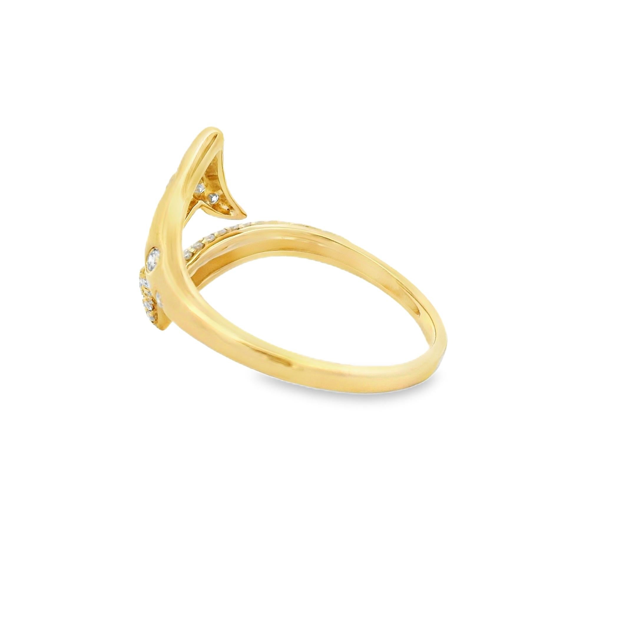 Taglio rotondo Anello con diamante a spirale in oro giallo 14K con 0,45 carati, misura 7 in vendita