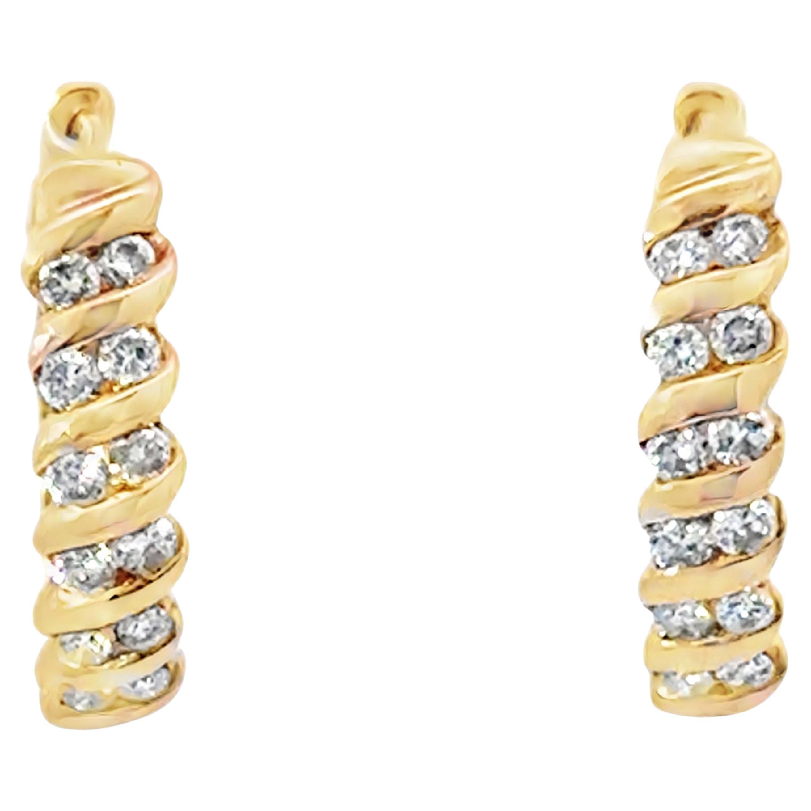Orecchini a cerchio con spirale di diamanti in oro giallo massiccio 14K