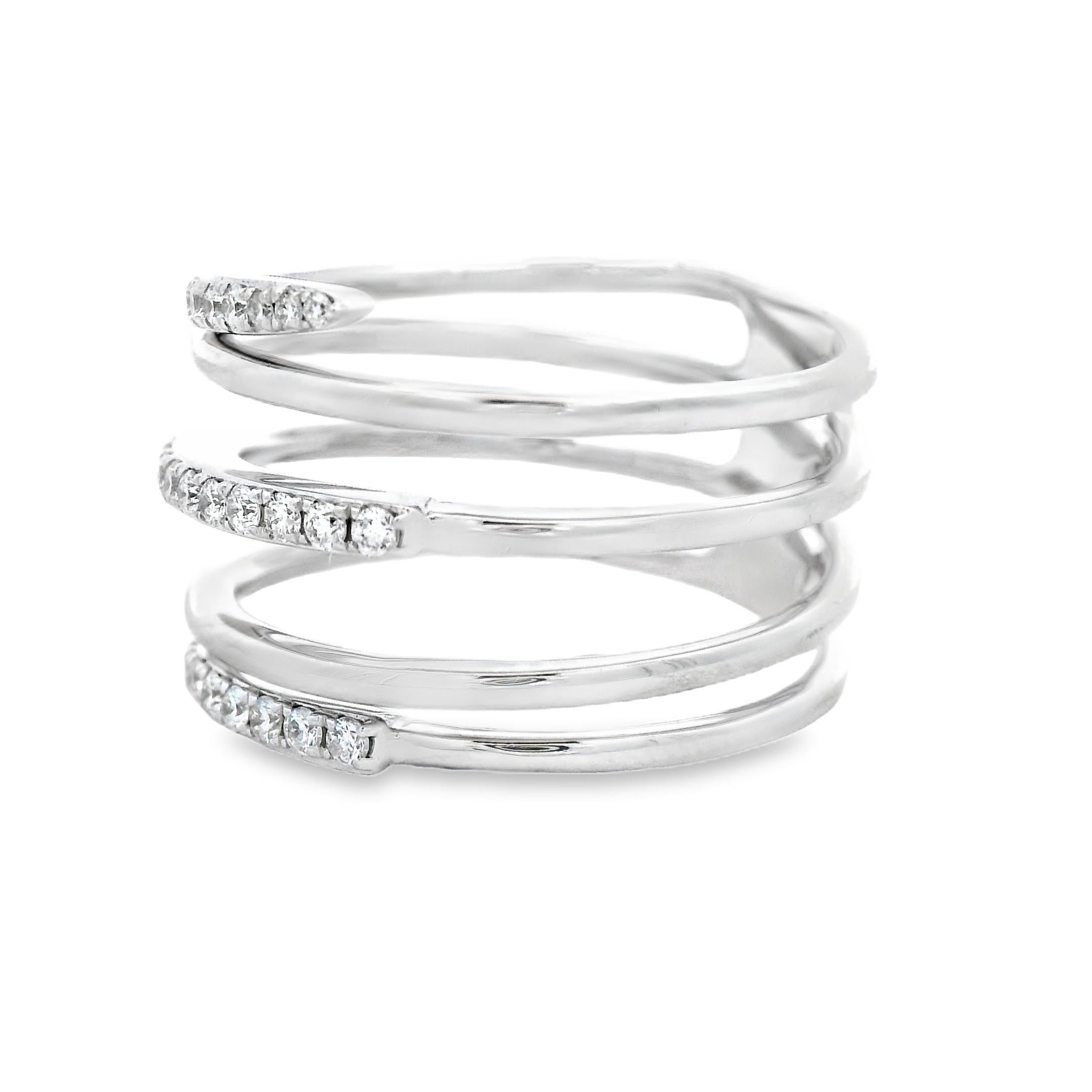 Anillo Envolvente Espiral de Diamantes en Oro Blanco de 14K 0,25ct Talla 7 Corte redondo en venta