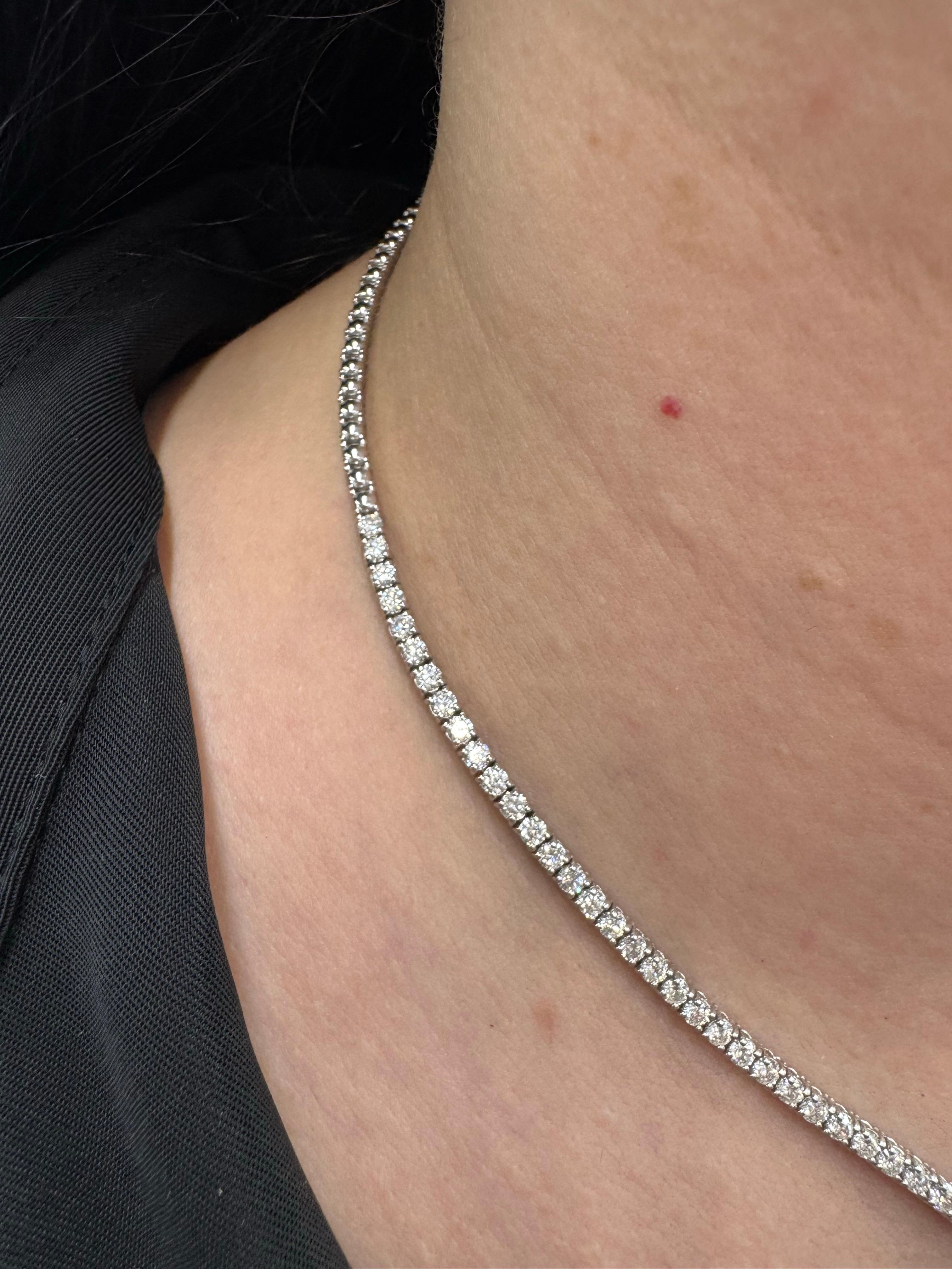 Collana Tennis con diamanti Split Drop a metà strada 7,52 carati in oro bianco 14KT G-H SI1 in vendita 2