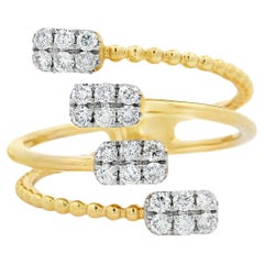 Diamond Split-Shank Ring in 14K Yellow Gold with 0.36 Carats Size 7