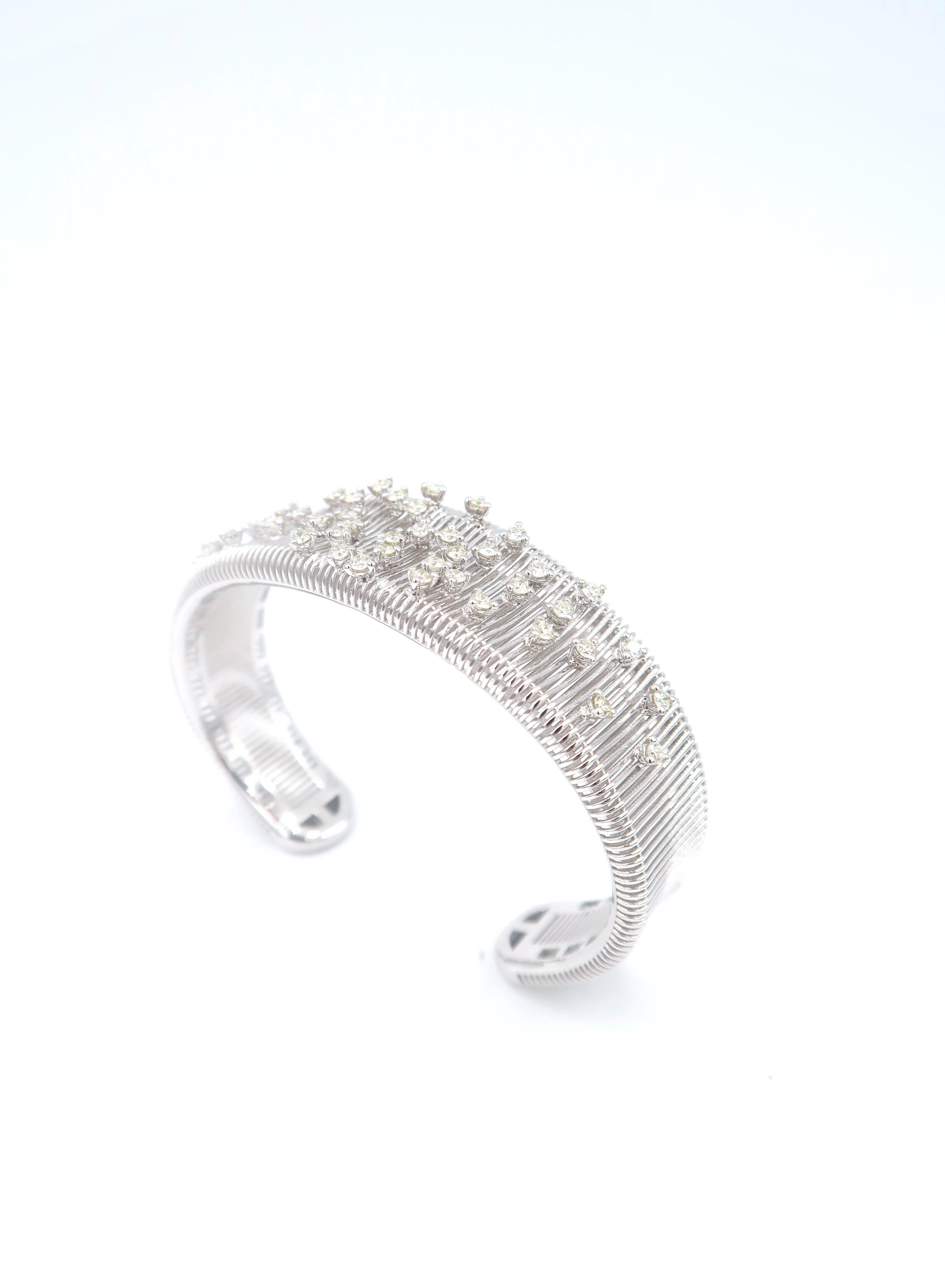 Women's or Men's Diamond Sprinkles 18K White Gold Wire Wide Slip-on Open Cuff Bangle Bracelet For Sale