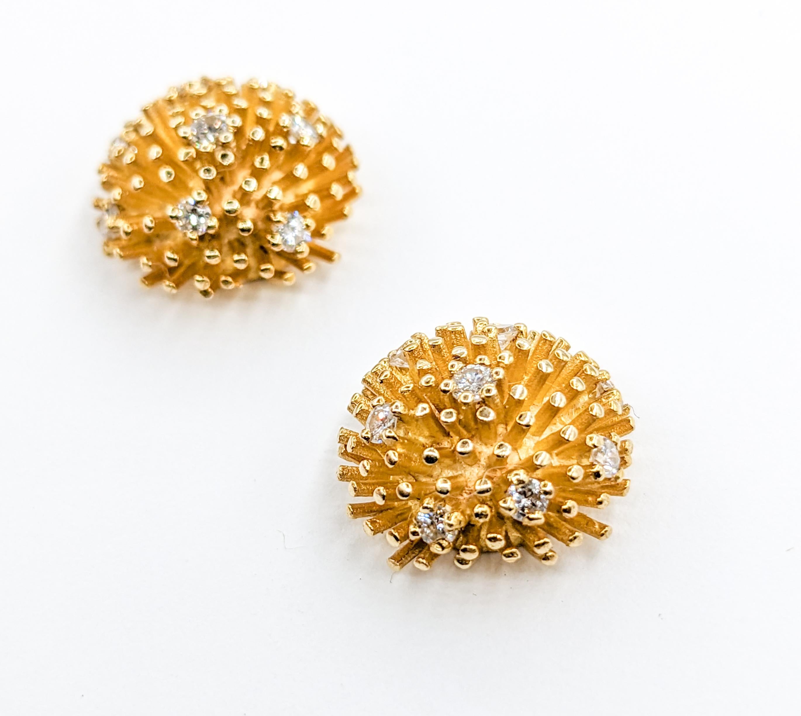 Retro Diamond Sputnik Stud Earring in Gold

Introducing our stunning Sputnik Earrings, meticulously crafted in radiant 14-karat yellow gold. These exquisite earrings feature a dazzling .50 carat total weight of round diamonds, known for their