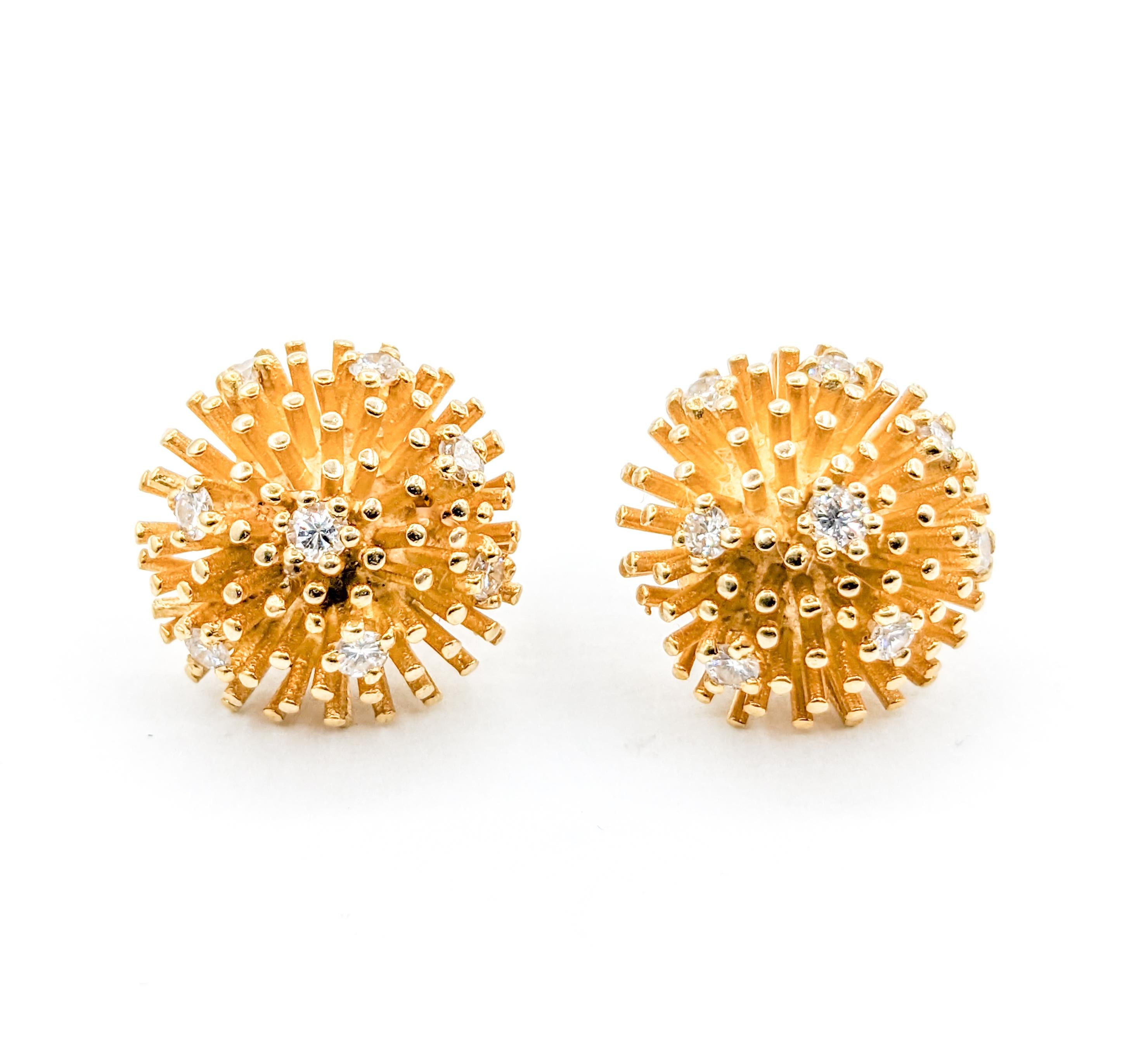 Diamond Sputnik Stud Earring in Gold In Excellent Condition For Sale In Bloomington, MN