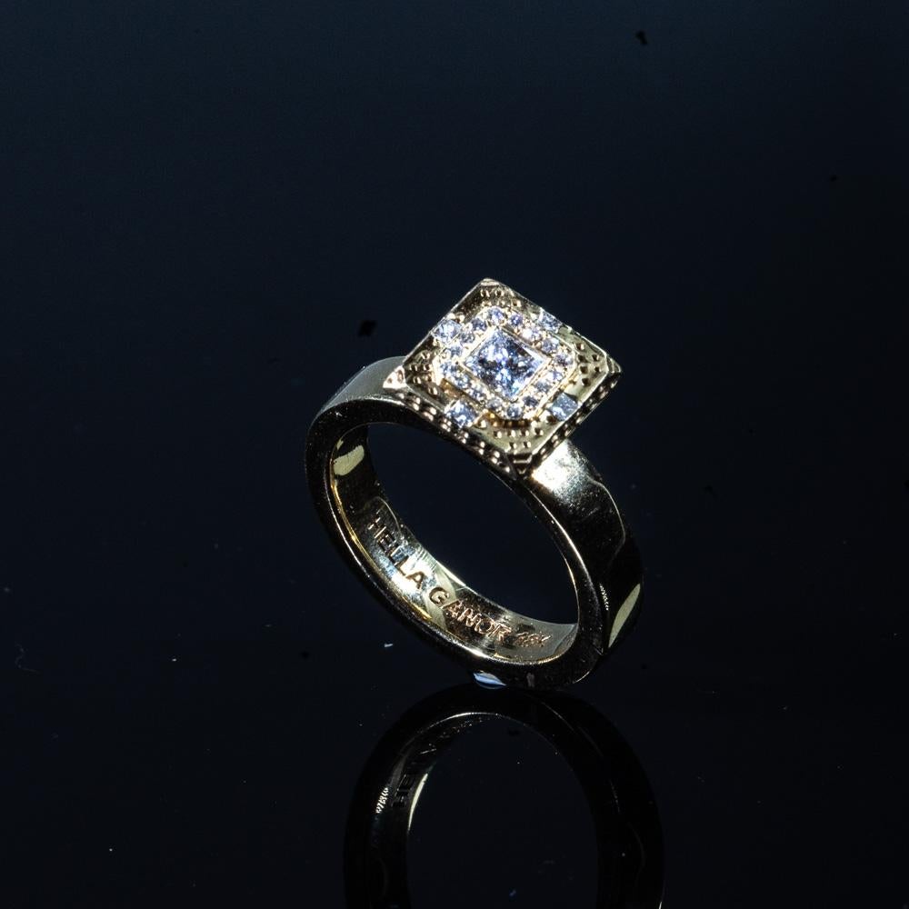 18 Karat Yellow Gold. Diamond Square , Statement, Modern ring For Sale 2