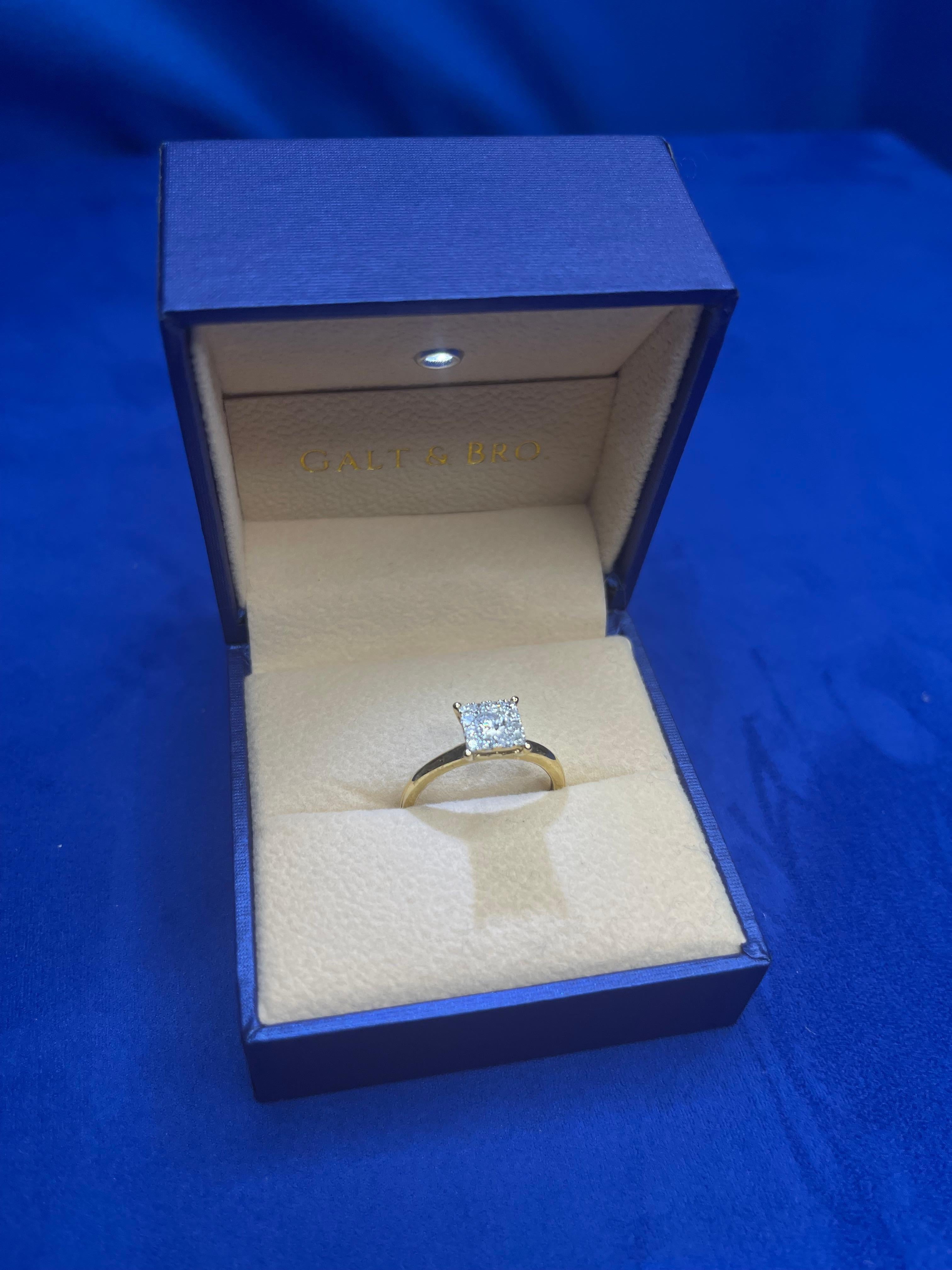 0,50 Karat Diamant Quadratischer Halo Runder Pavé-Verlobungsring aus Gelbgold im Angebot 4