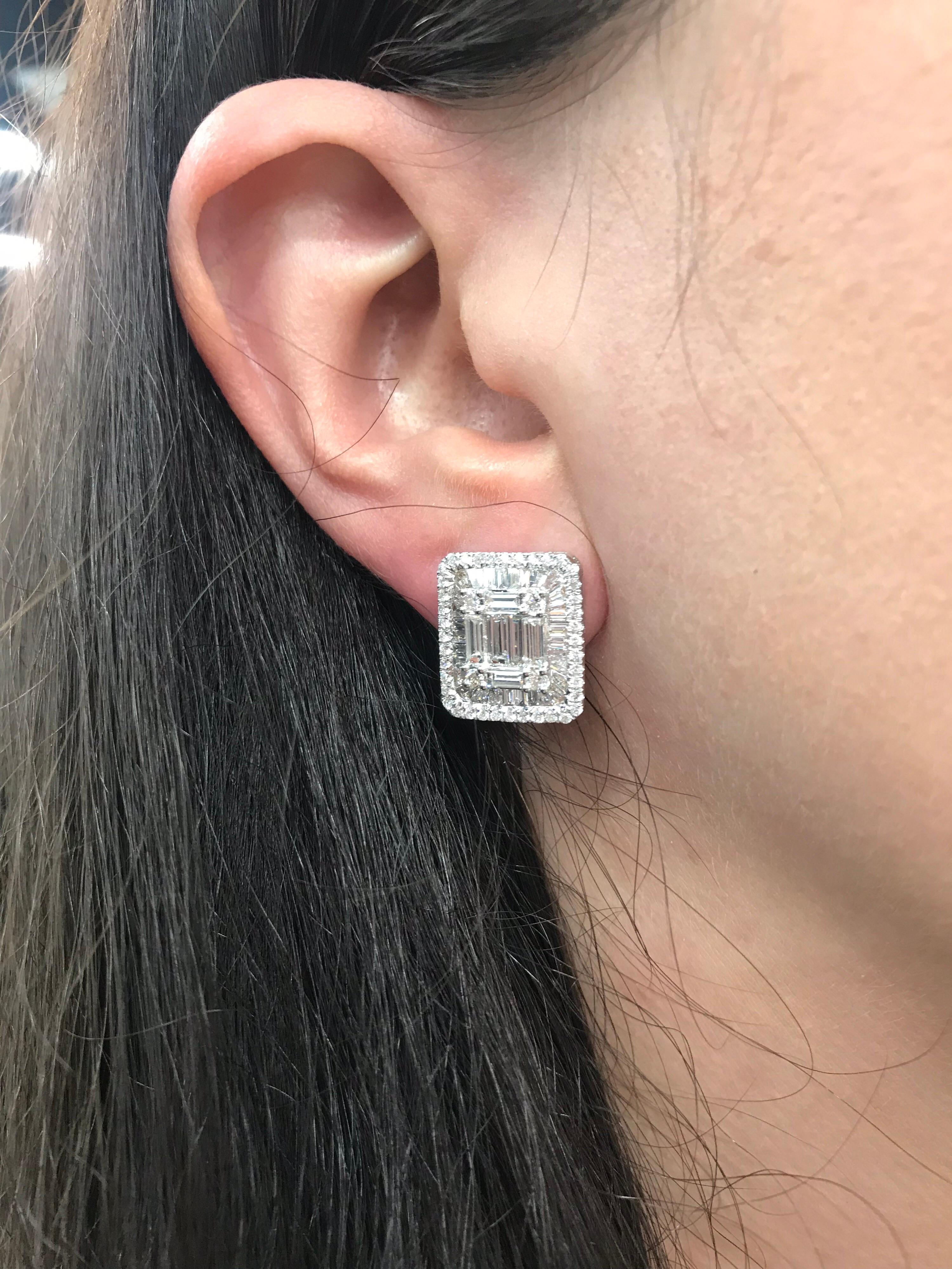 Diamond Square Stud Earrings 3.25 Carat 18 Karat White Gold 3