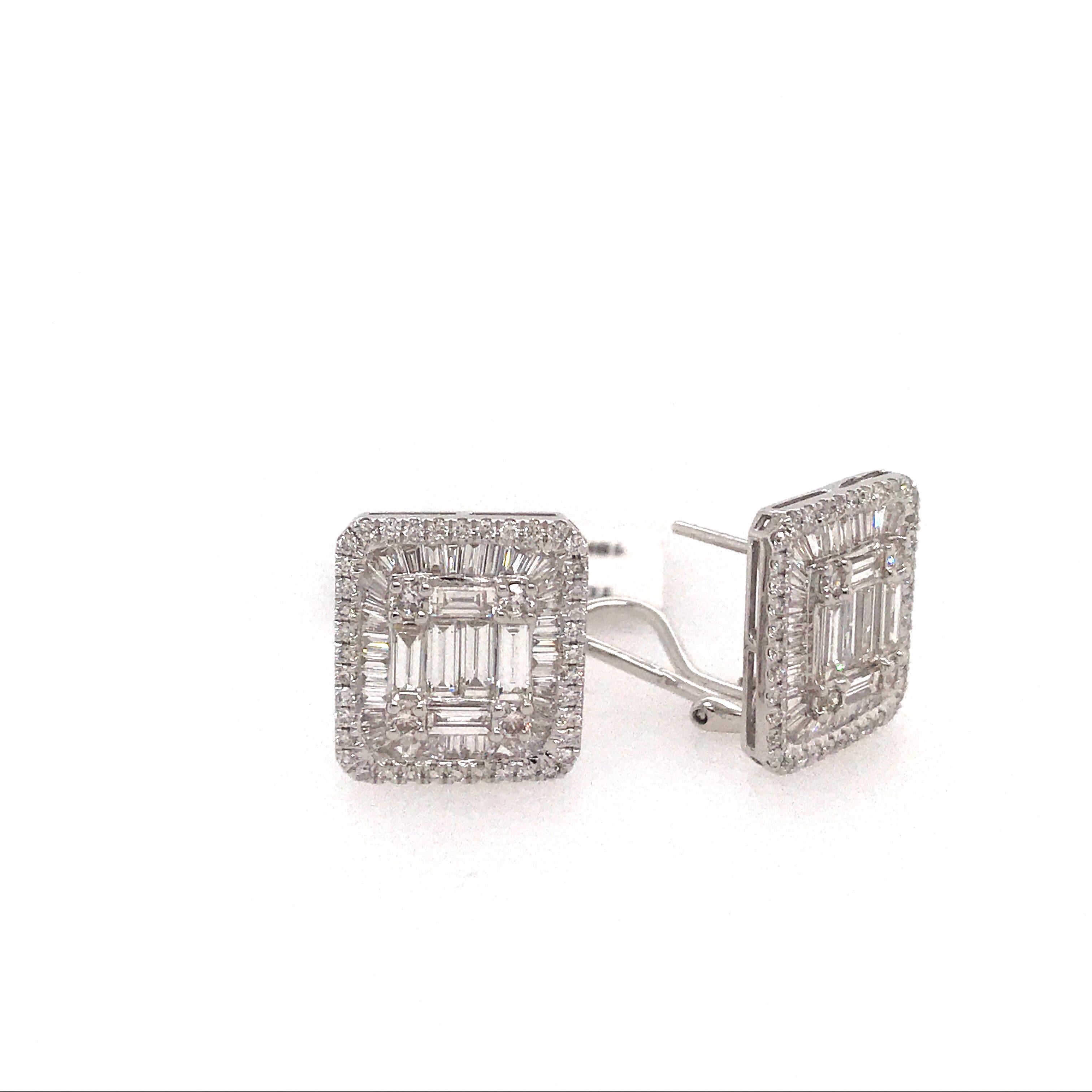 Contemporary Diamond Square Stud Earrings 3.25 Carat 18 Karat White Gold