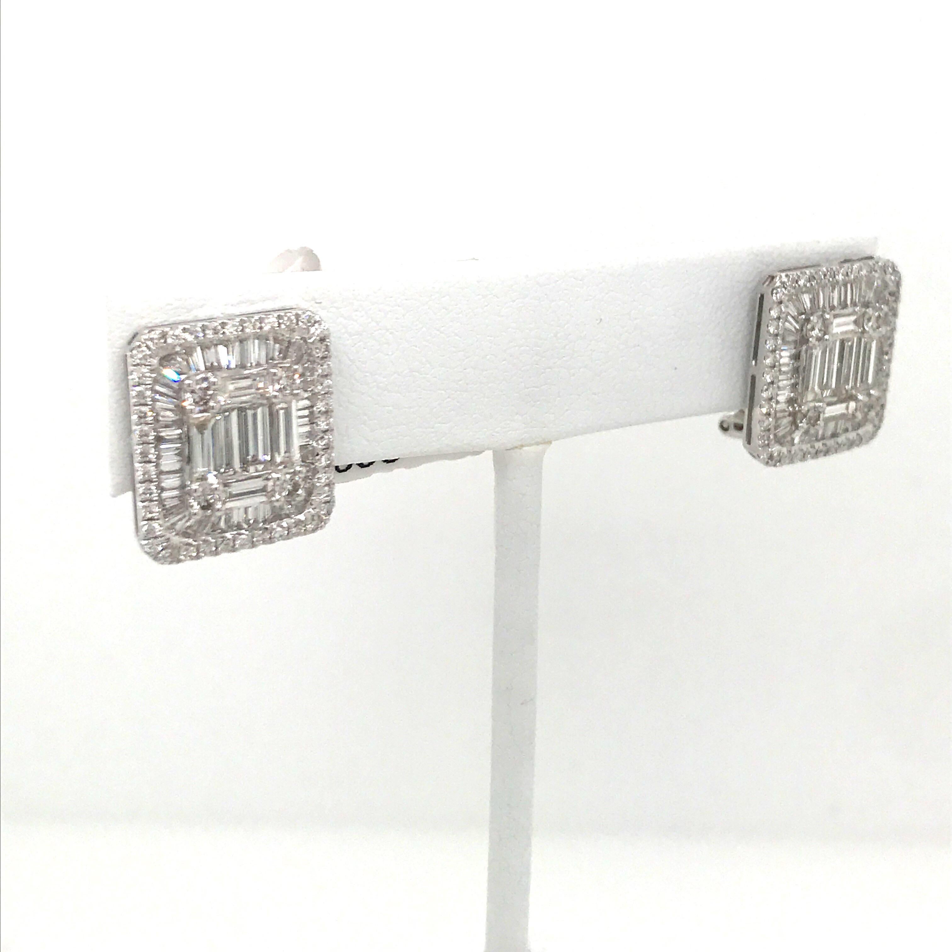 Diamond Square Stud Earrings 3.25 Carat 18 Karat White Gold In New Condition In New York, NY