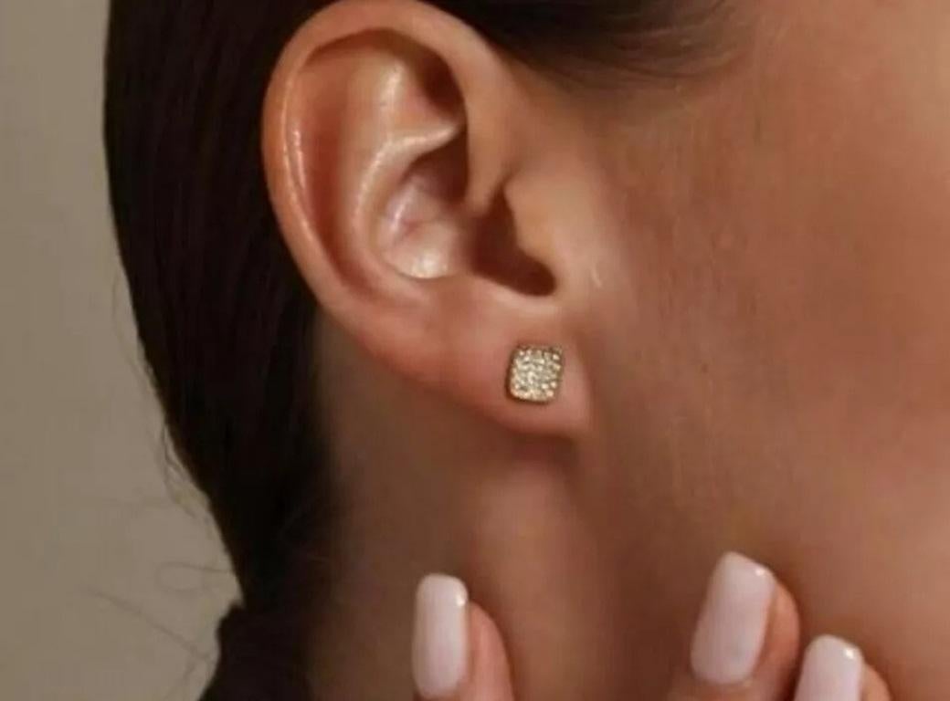 Taille carrée Boucle d'oreille carrée en or jaune massif 14K avec diamants en vente