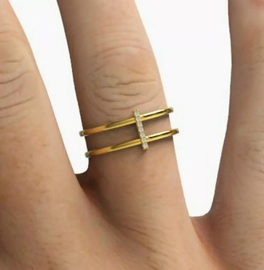 Bague à barrette empilant des diamants en or jaune massif 14K Neuf - En vente à Chicago, IL