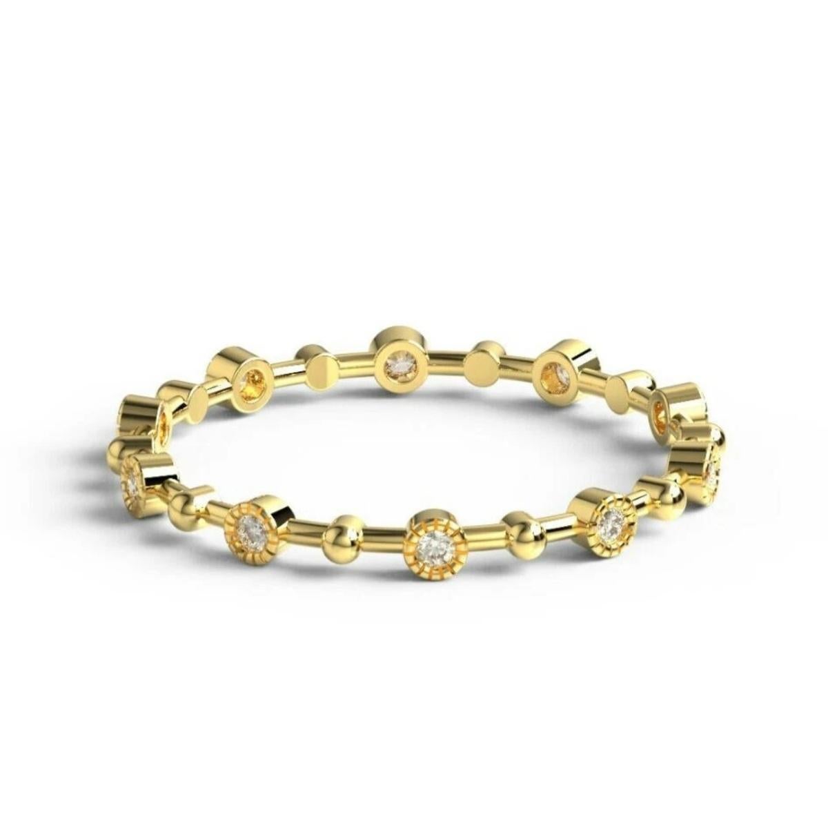 Anello impilabile con diamanti Anello a fascia per l'eternità con castone in oro massiccio 14K.

Numero di diamanti
10
Metallo
Oro giallo
Pietra principale
Diamante
Metallo di base
Oro giallo
Materiale
Oro massiccio 14K, Diamante naturale
Peso