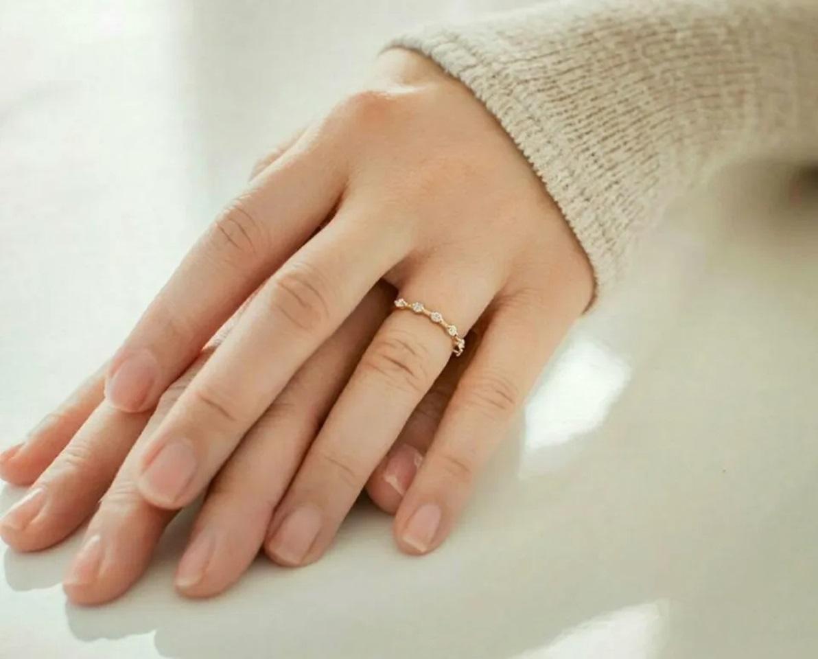 Diamond Stacking Ring 14k Solid Gold Dainty Wedding Ring Promise Gold Band In New Condition For Sale In Chicago, IL