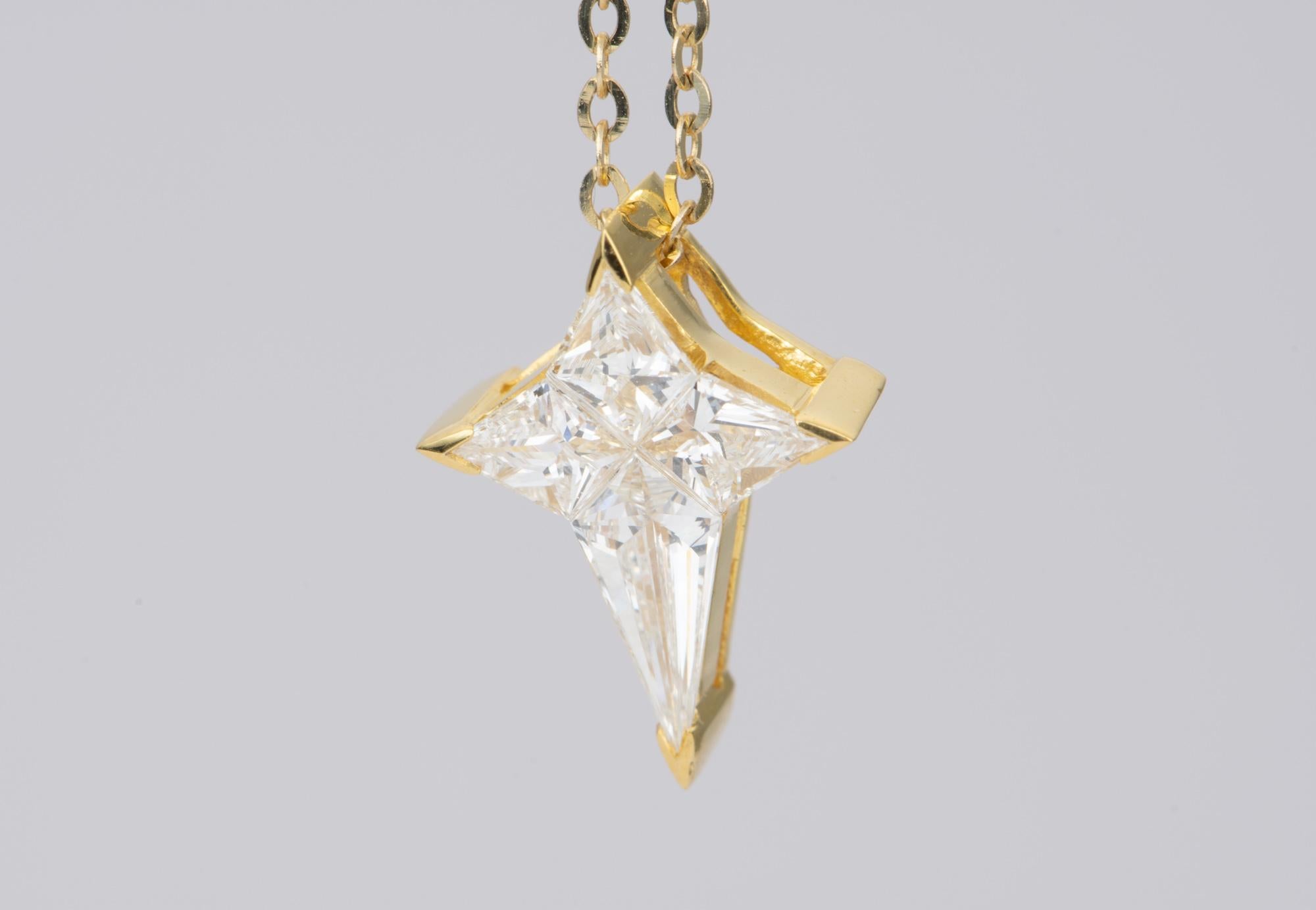 Kite Cut Diamond Star 18k Yellow Gold Pendant Necklace Invisible Setting Unique AD1922v1
