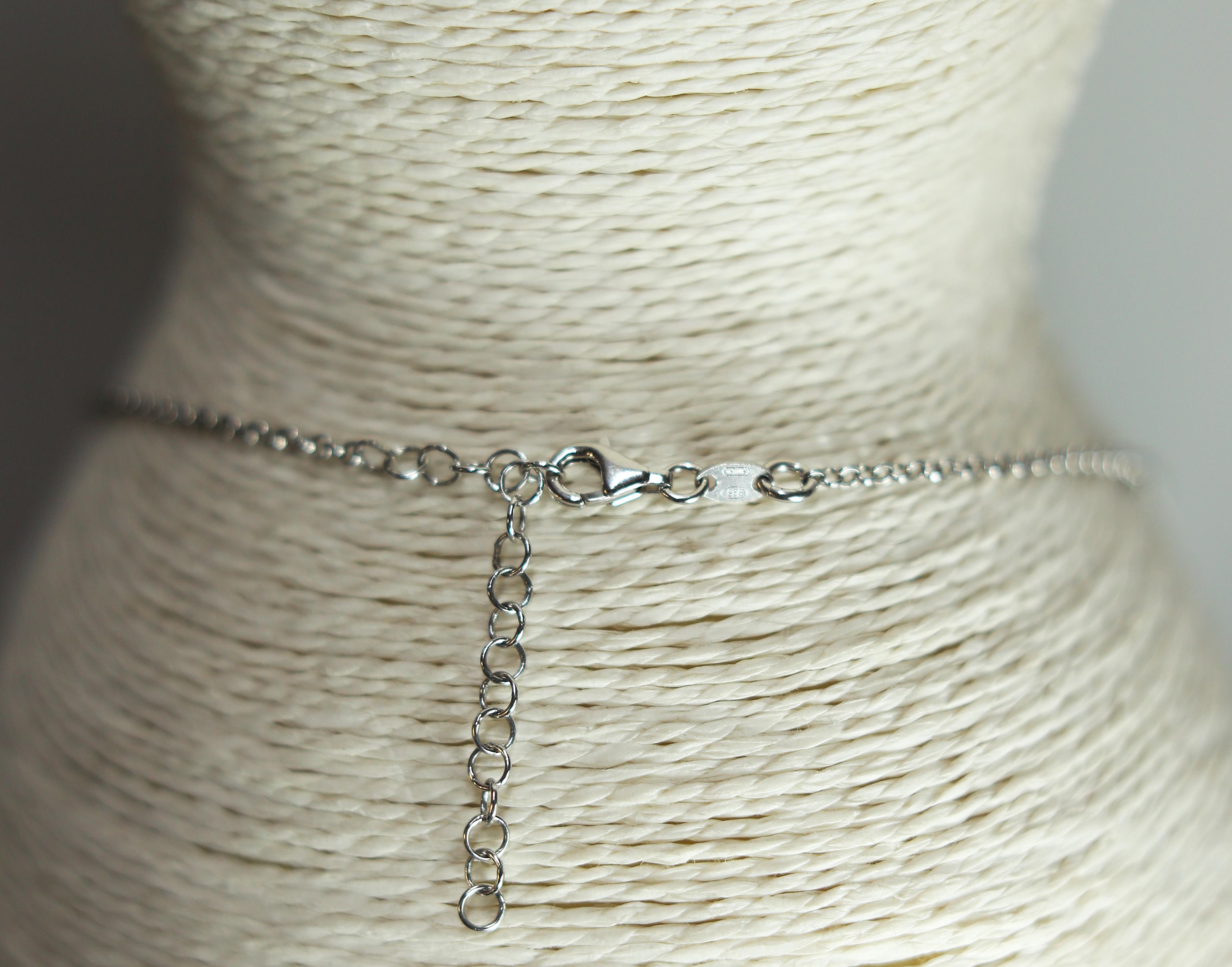 Romantic Diamond Star Choker Necklace of 18 Karat Gold Labradorite and Moonstone Beads