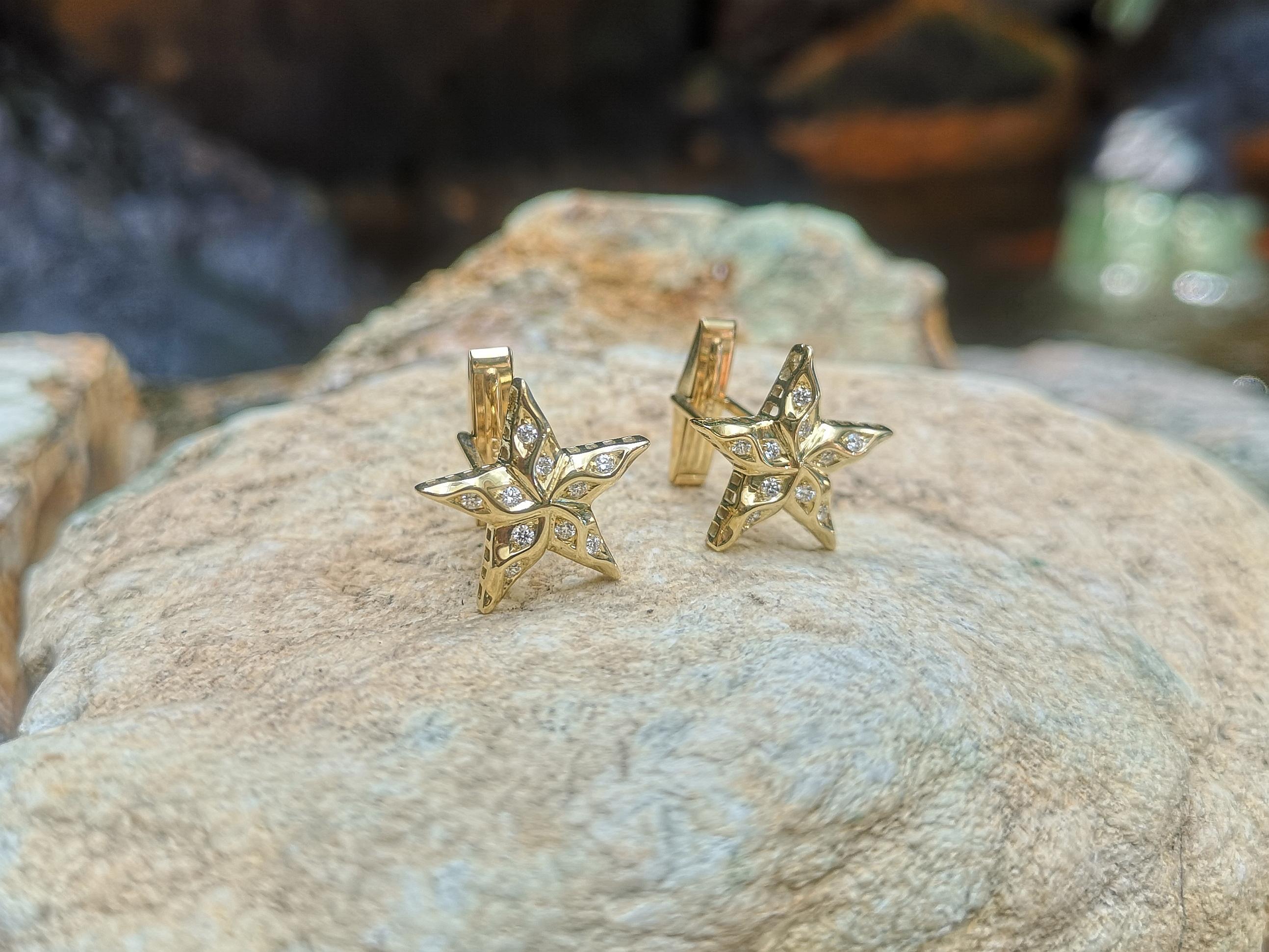 Contemporary Diamond Star Cufflinks Set in 18 Karat Gold Settings For Sale