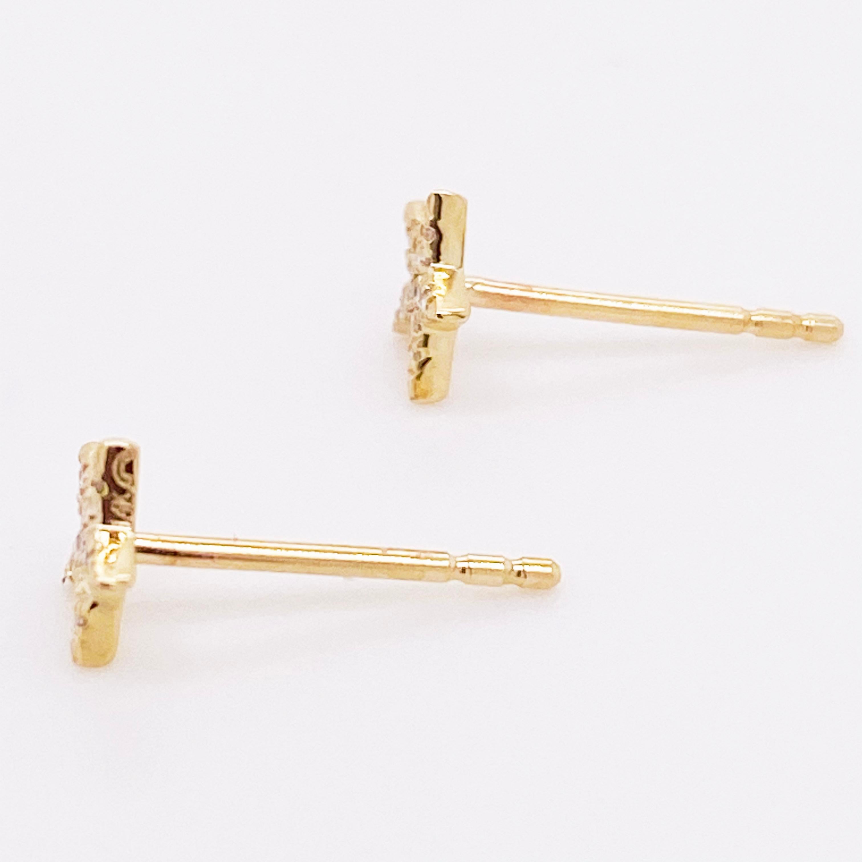Boucles d'oreilles étoiles en or jaune 14 carats et diamants en vente 1