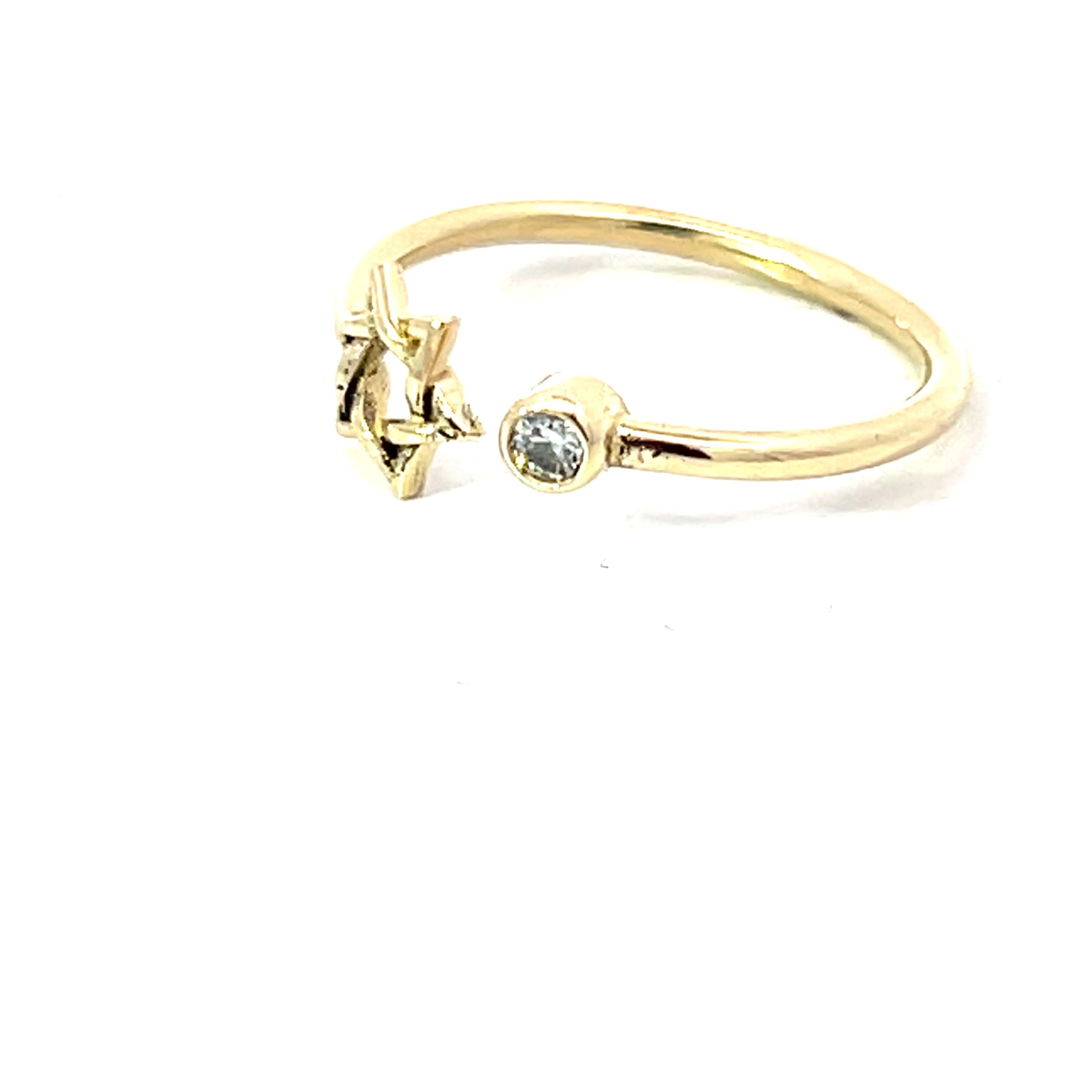 Diamond Star of David 9 Karat Yellow Gold Bespoke British Made Faith Ring For Sale 10