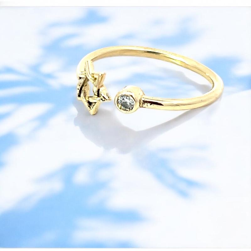 Diamond Star of David 9 Karat Yellow Gold Bespoke British Made Faith Ring For Sale 1