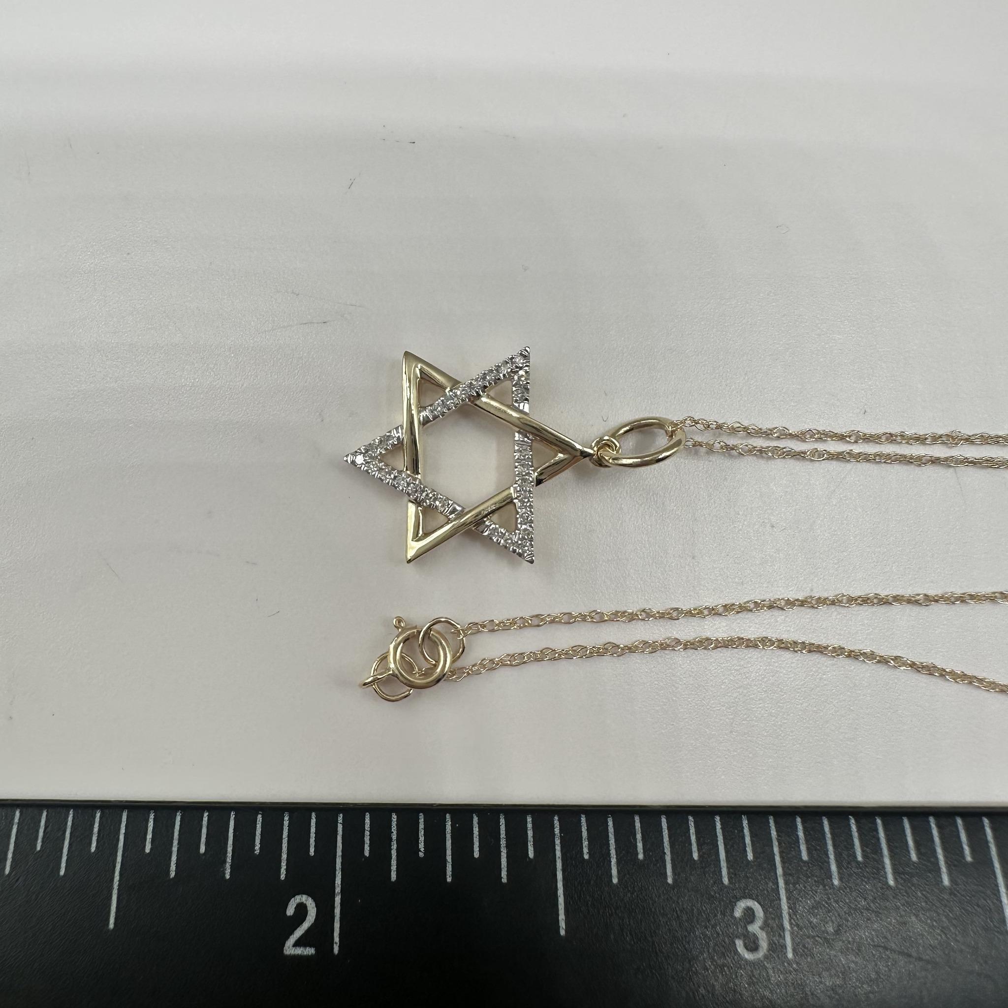 Diamond Star of David Necklace in 10kt Yellow Gold - 0.10ctw GH SI, 18